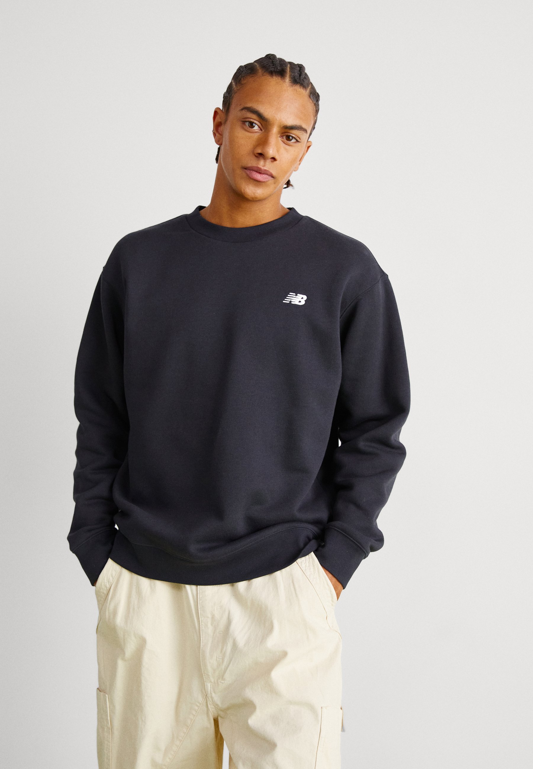 New Balance SPORT ESSENTIALS CREW UNISEX - Džemperis - juodas