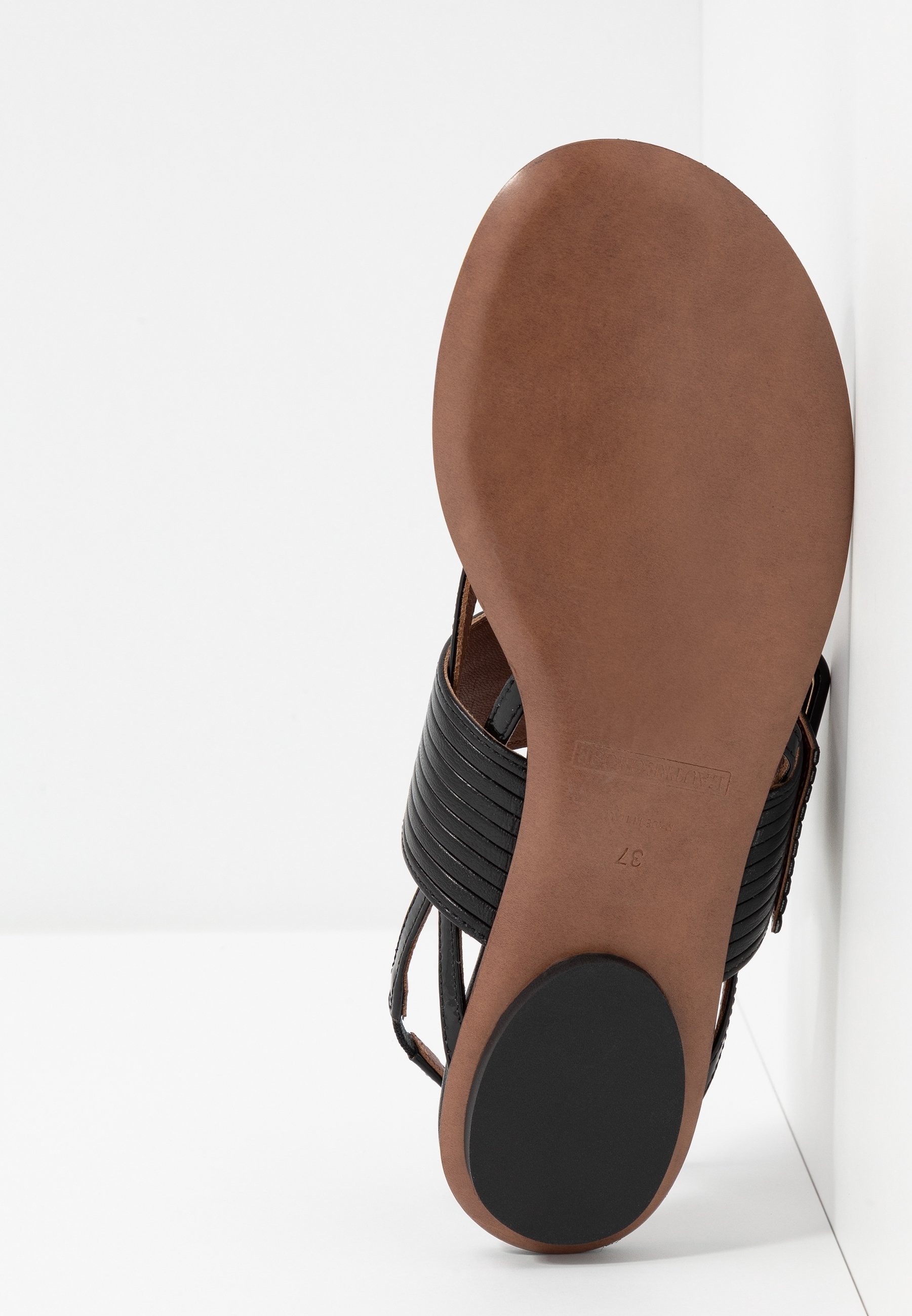 L'Autre Chose T-bar sandalen - zwart