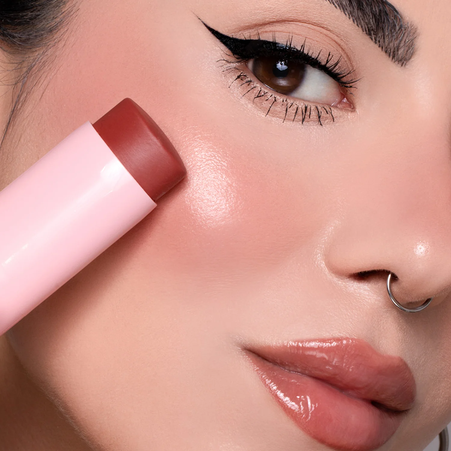 Viso IDENTISTICK BLUSH STICK - Fard Stick