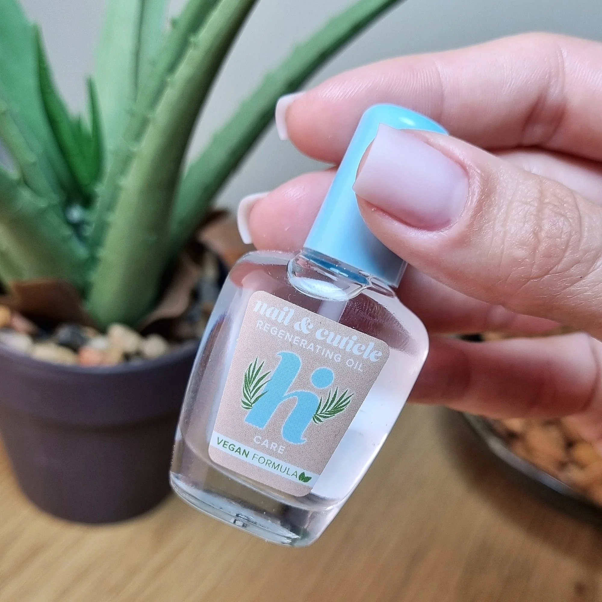 Care Nail & Cuticle Regenerating Oil - Trattamento Unghie
