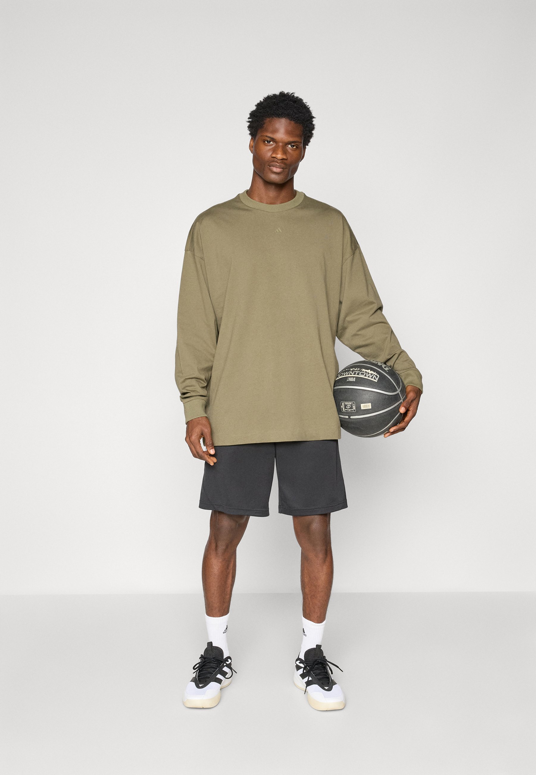 adidas Performance T-shirt - Top met lange mouwen - olijfgroen