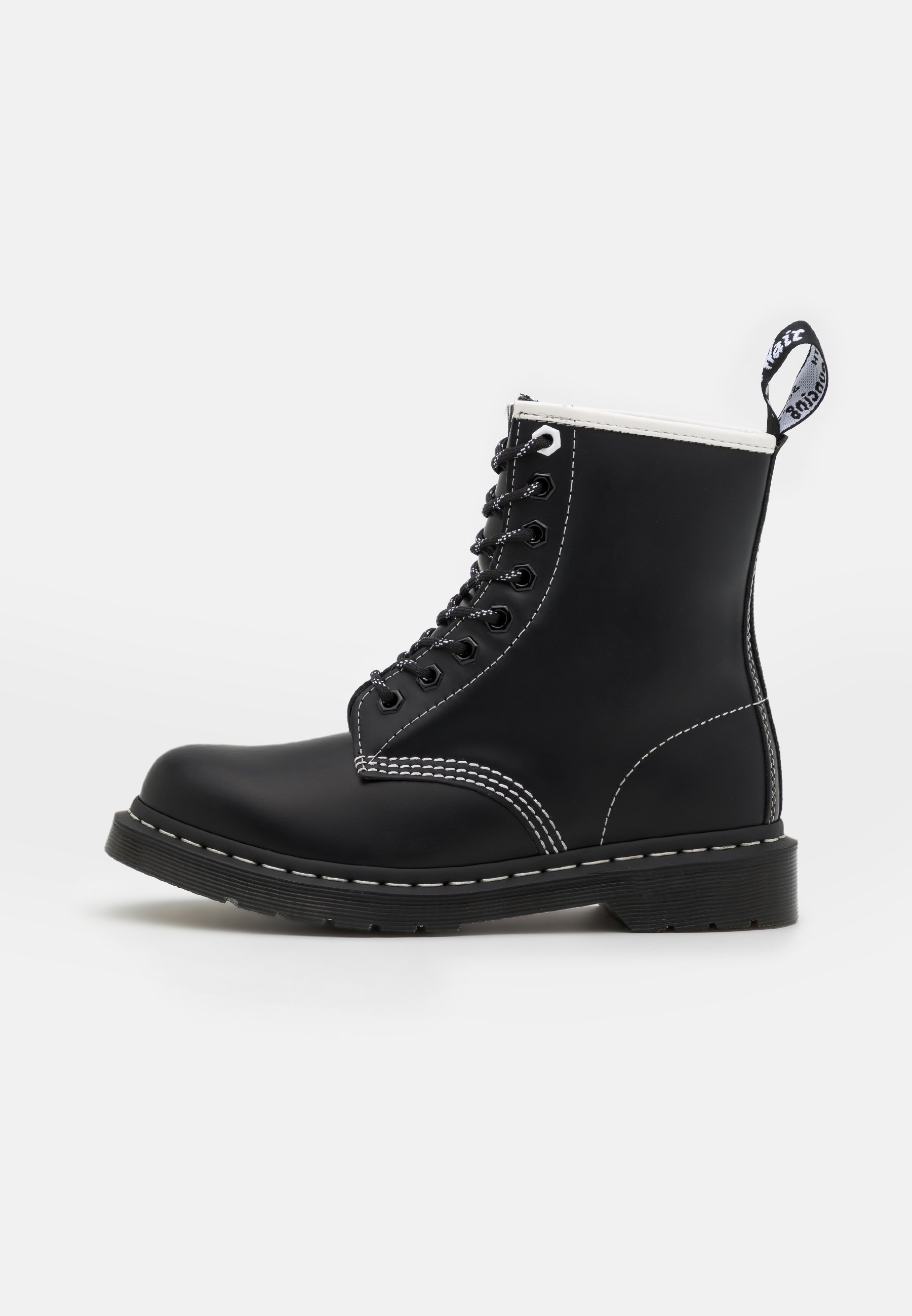 Stivaletti stringati Dr. Martens - neri