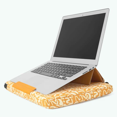 Cabaia Eurorennes Laptop-Hülle, 15/16 Zoll Ocker Laptop-Hülle