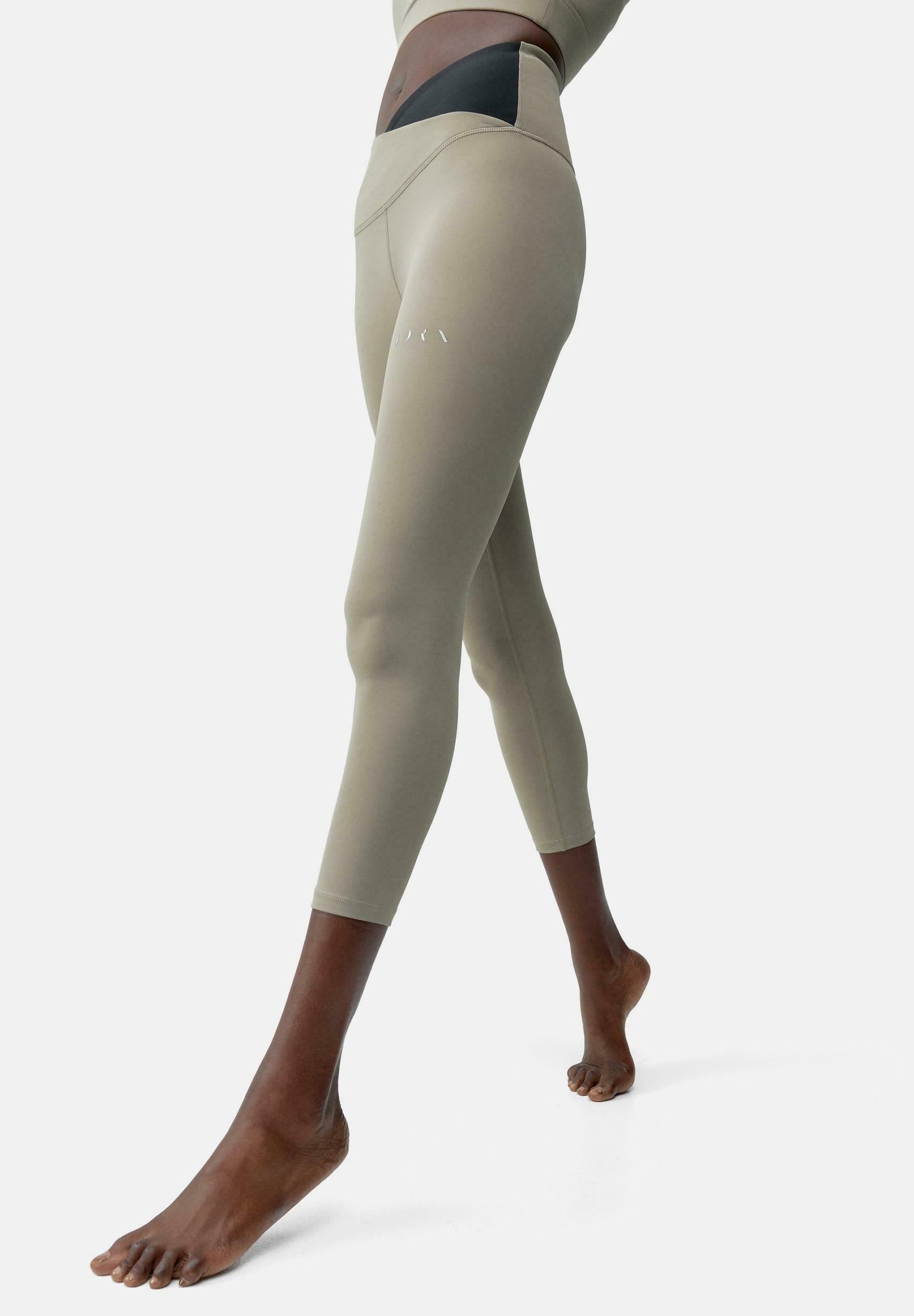Leggings Born Living Yoga CLEO - beige
