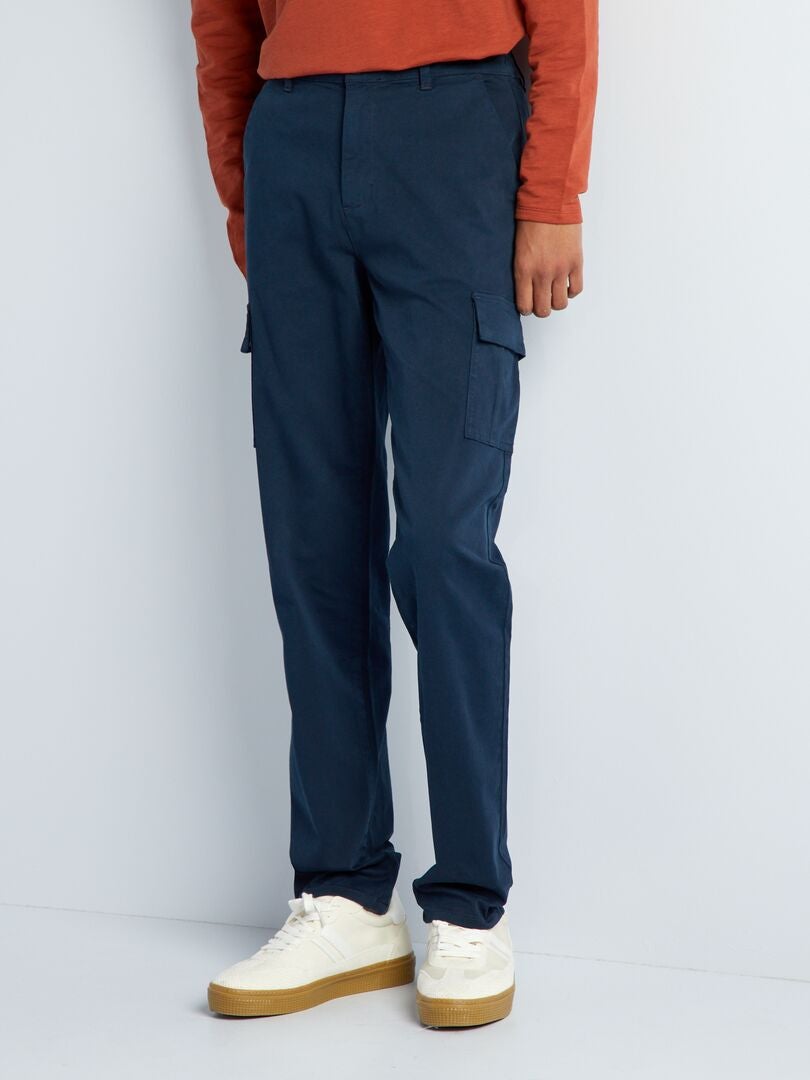 Calça reta com bolsos laterais +190 cm - L36 - AZUL