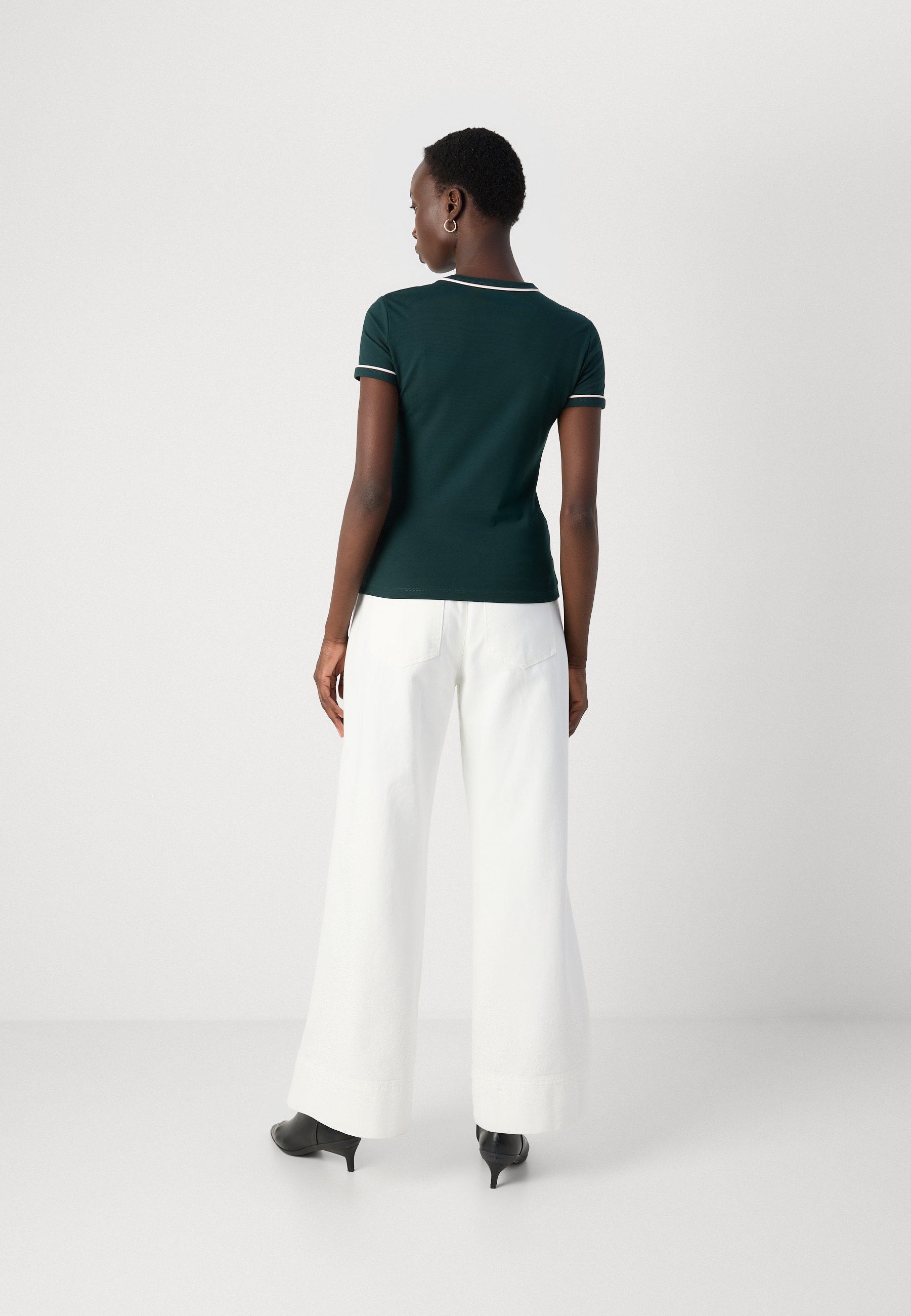 T-shirt Lacoste Basic - sinople/flour/nidus