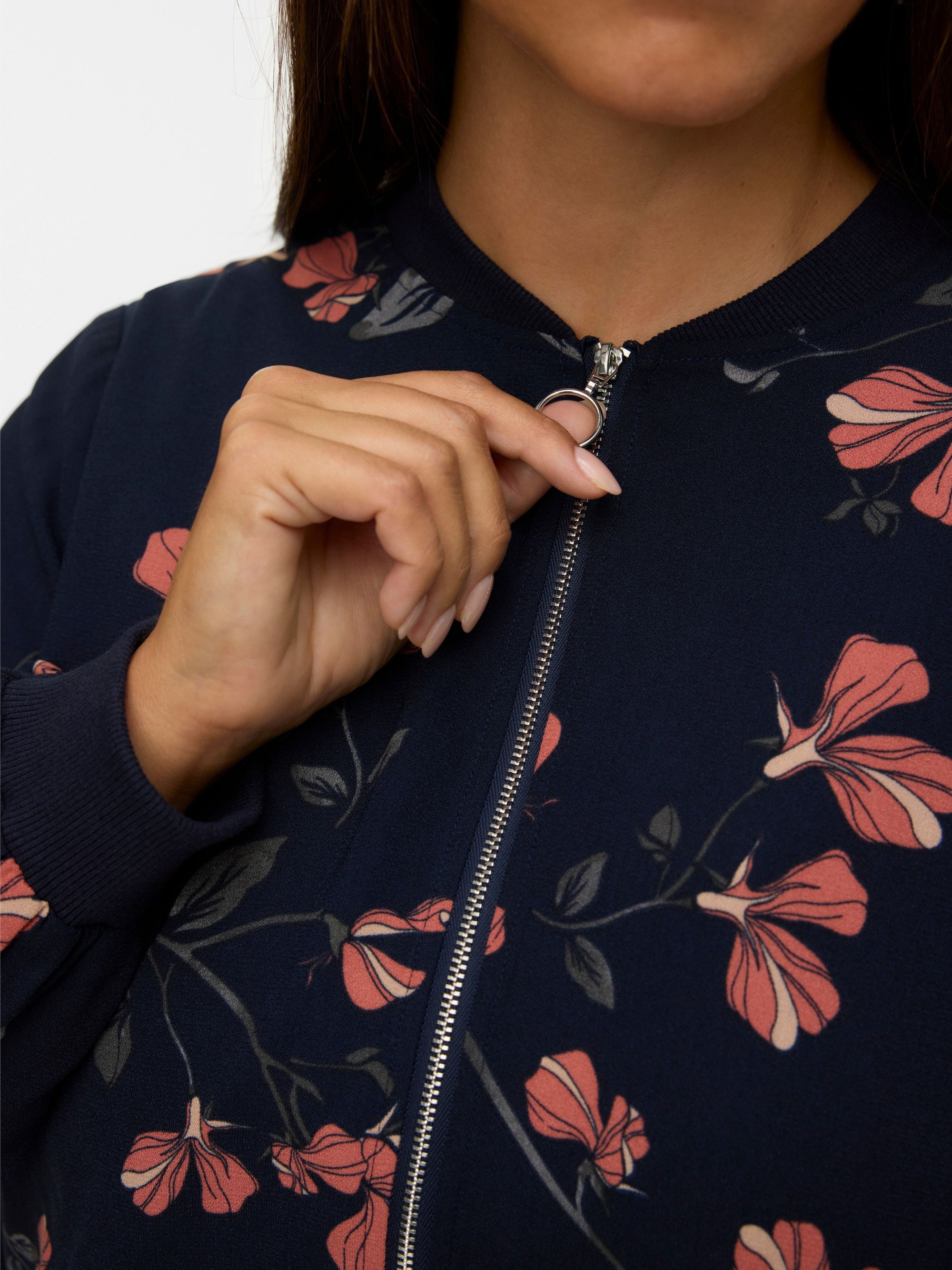 Vero Moda Curve VMNEWHALLIE - Blouson aviateur - ciel nocturne