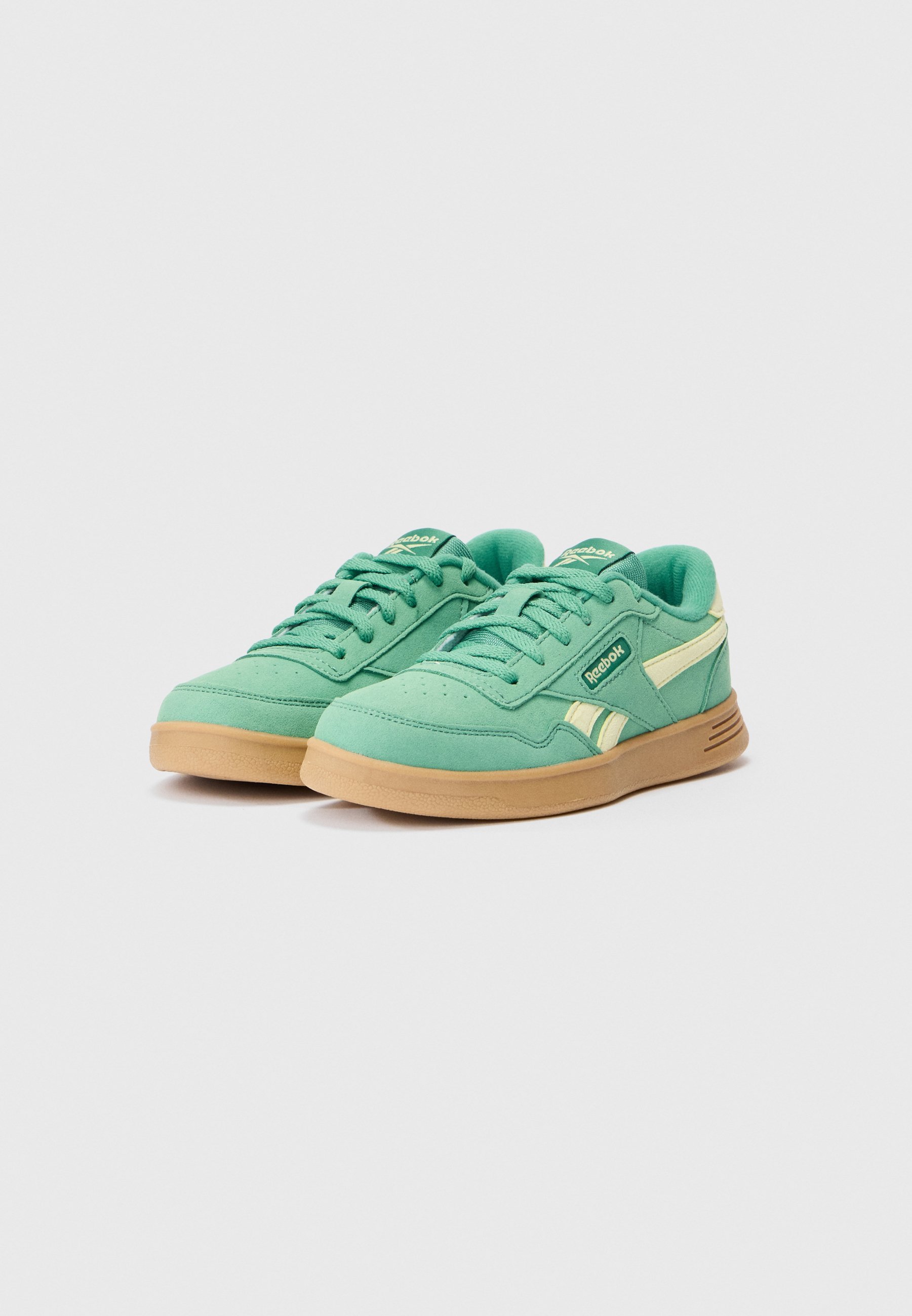 Reebok Classic COURT ADVANCE UNISEX - Tenisky - black/white/green