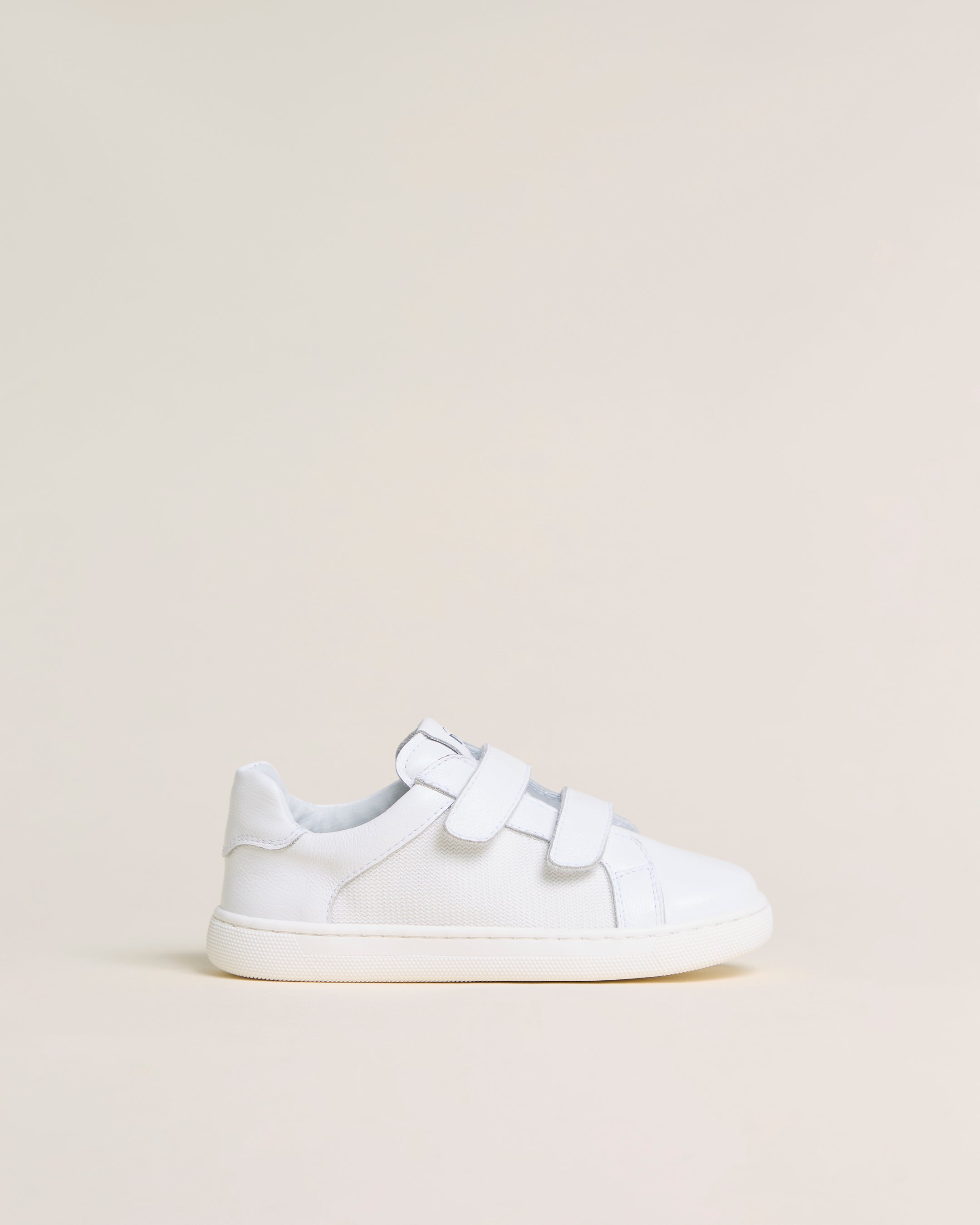  Junior-Sneaker für Kinder aus Funktionsmaterial und Leder