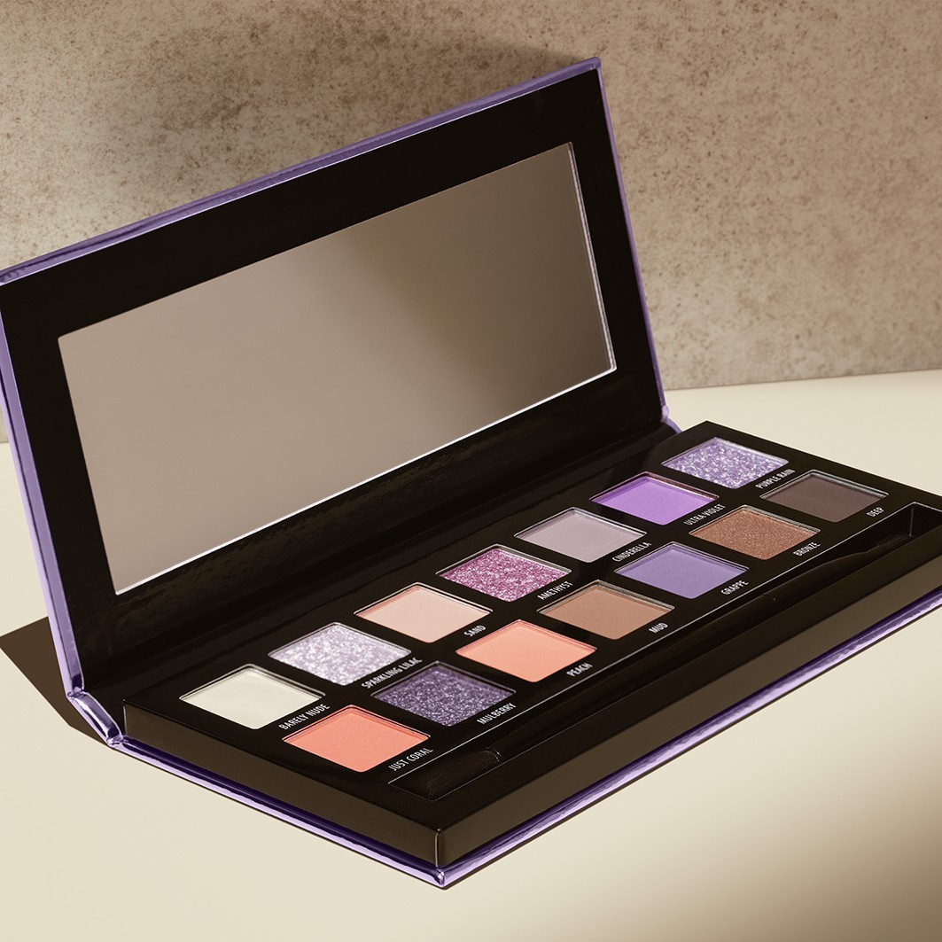 Douglas Collection Paleta sjenila za oči „Lilac Nude“ – 17,6 g