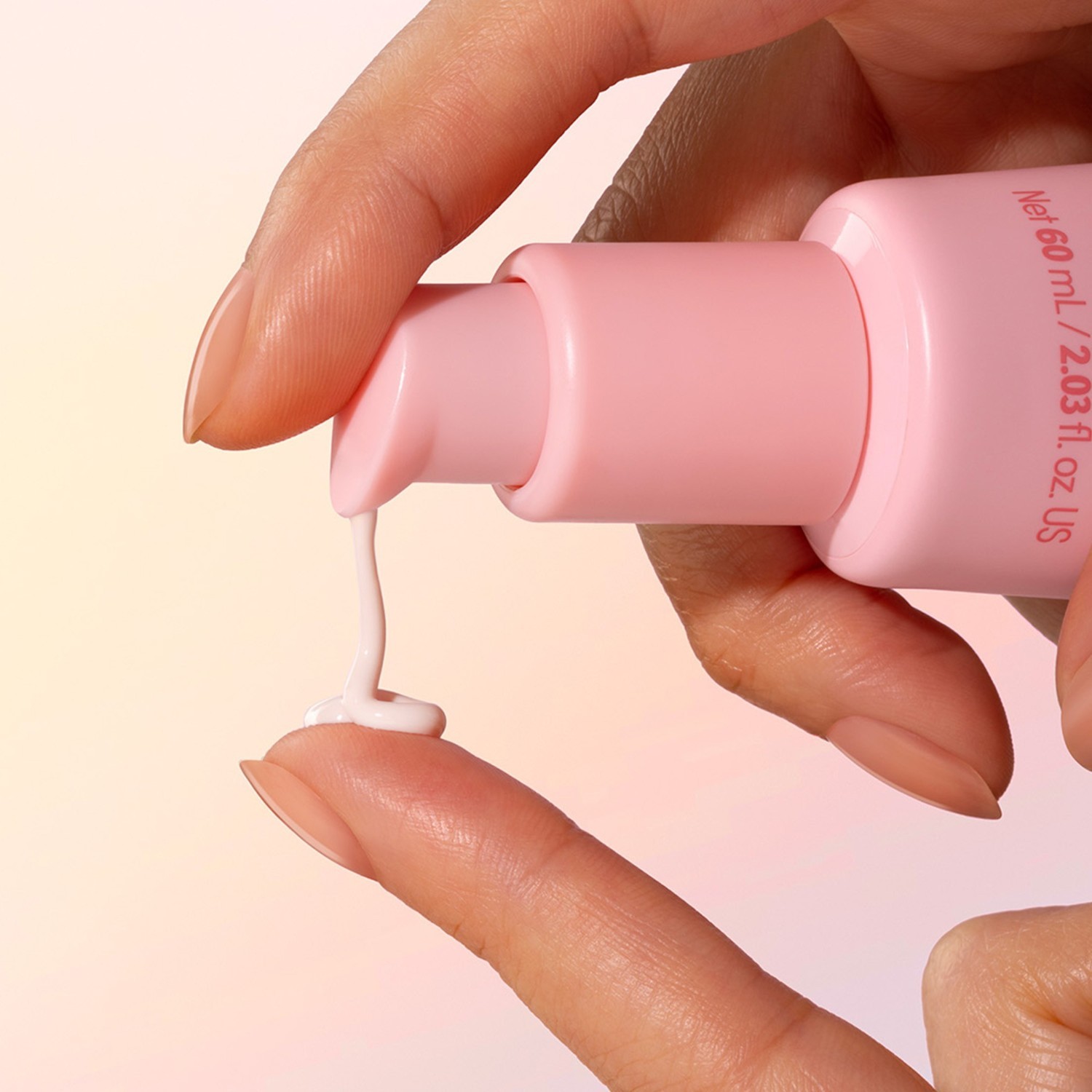 „Sand & Sky“ apsauginis kremas nuo saulės, tonuotas švytėjimo suteikiantis pagrindas SPF 30 – 60 ml