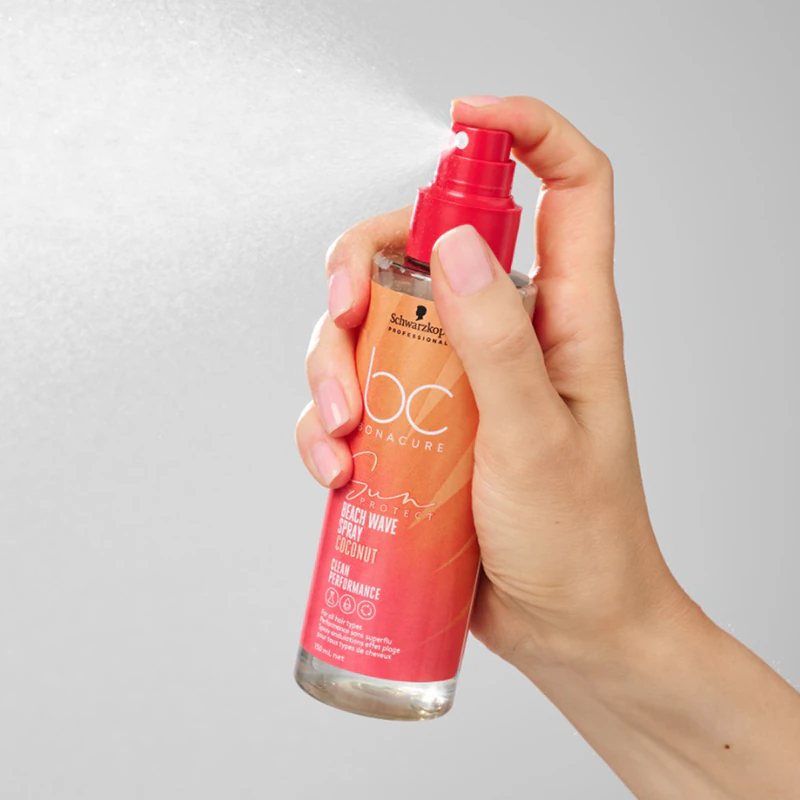 Schwarzkopf Professional BC Bonacure Sun Protect Beach Waves Spray voor een beachy look.