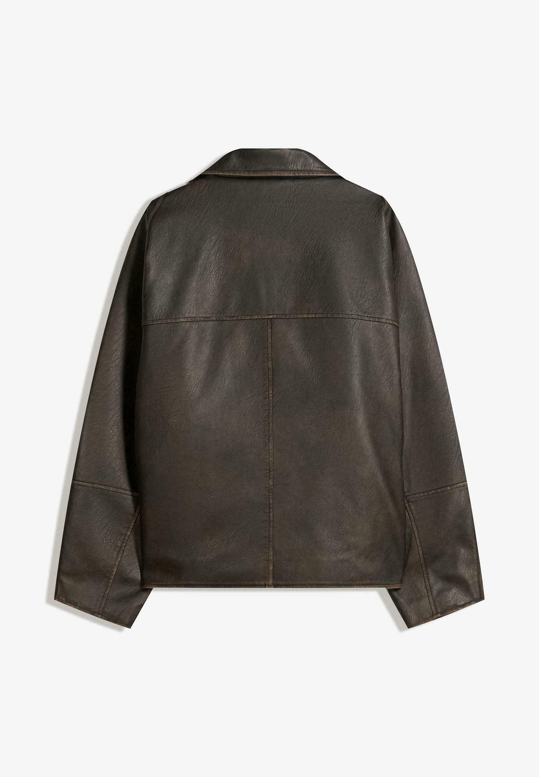 Bershka-effect met reverskraag - Kunstleren jas - donkerbruin