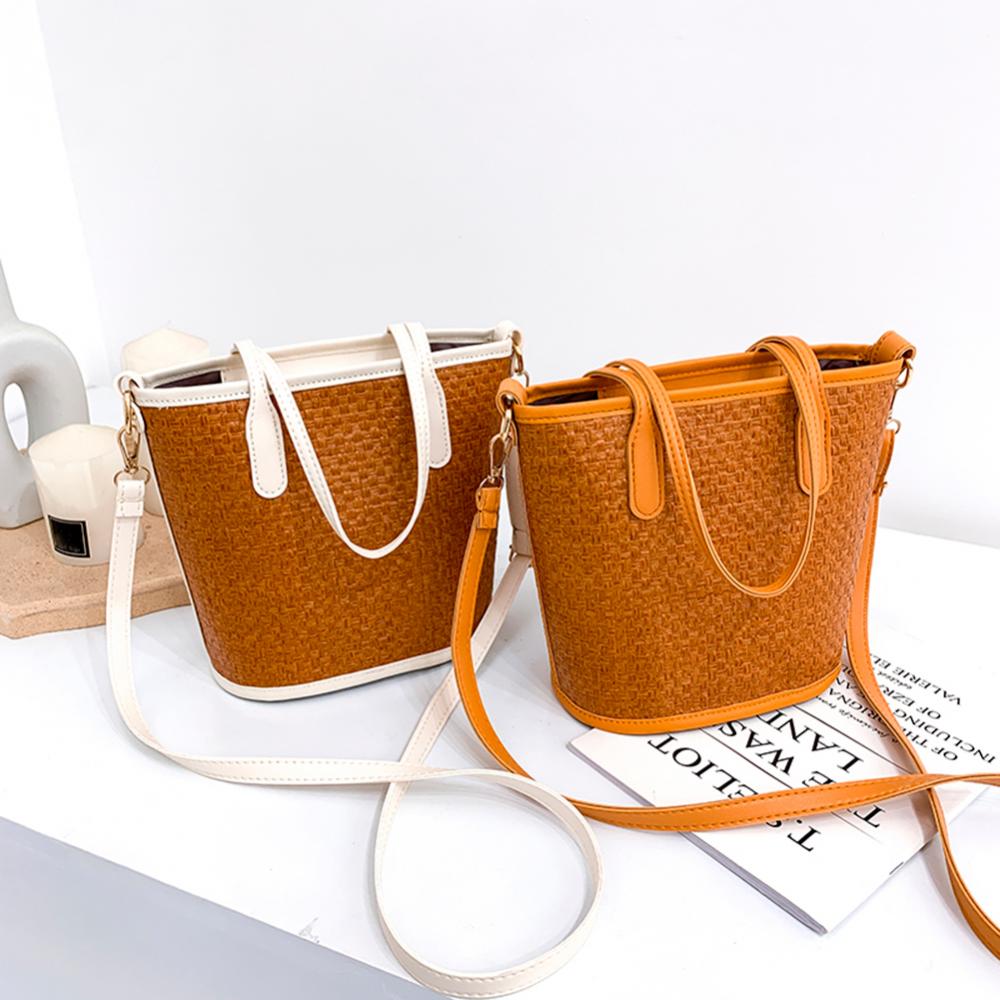 Borse a tracolla da donna 2020, design chic, borsa a tracolla da spiaggia in paglia intrecciata per le vacanze, pochette da viaggio per donna.