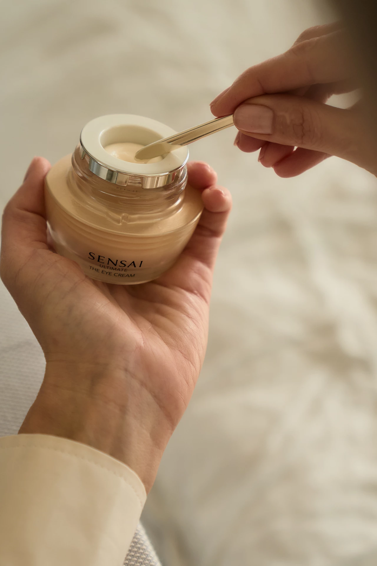 Cremă Ultimate pentru ochi 15 ml - SENSAI