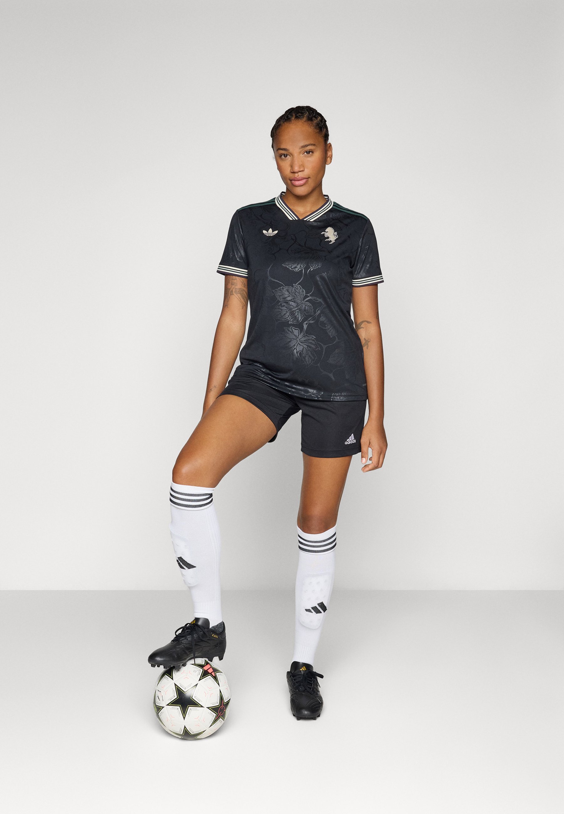 adidas Performance JUVE - Clubwear - Schwarz/Ecru-Tönung