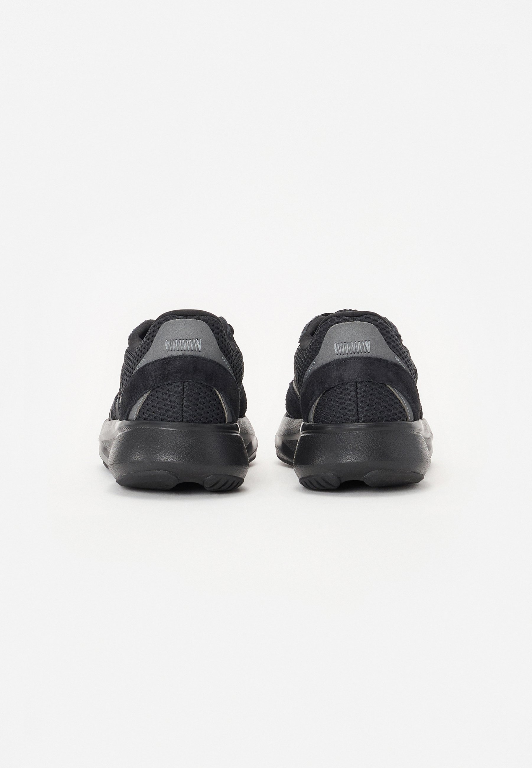 adidas Performance LIGHTBLAZE UNISEX - Hardloopschoenen voor op de weg - zwart