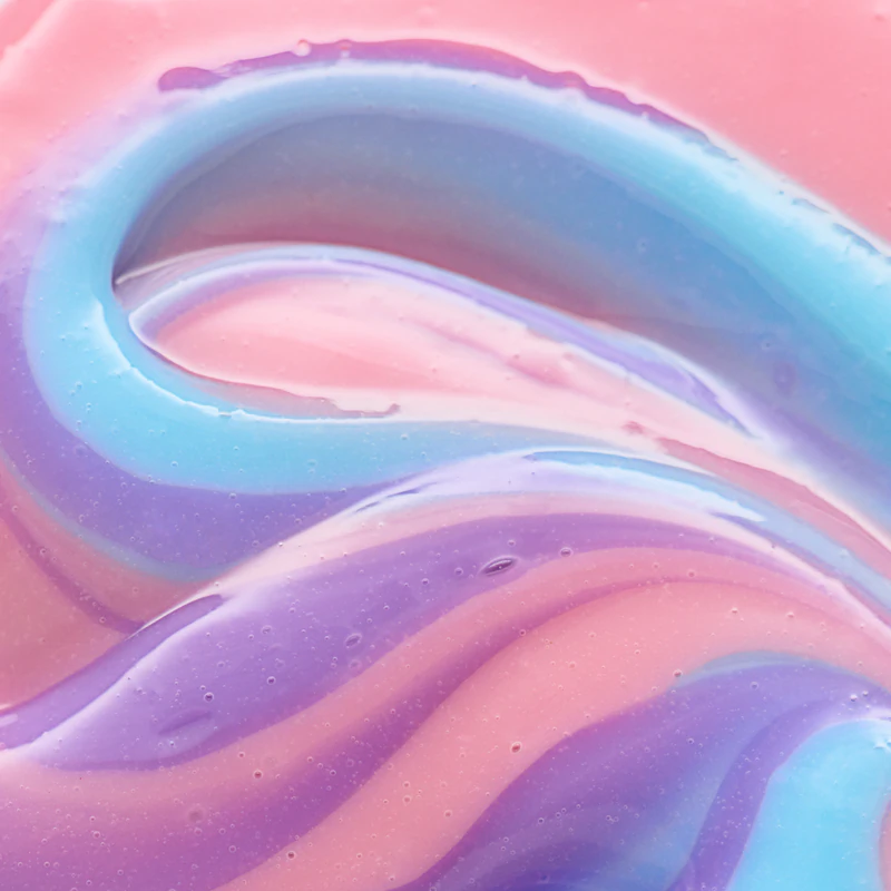 essence LIP swirl máscara labial hidratante com efeito nutritivo