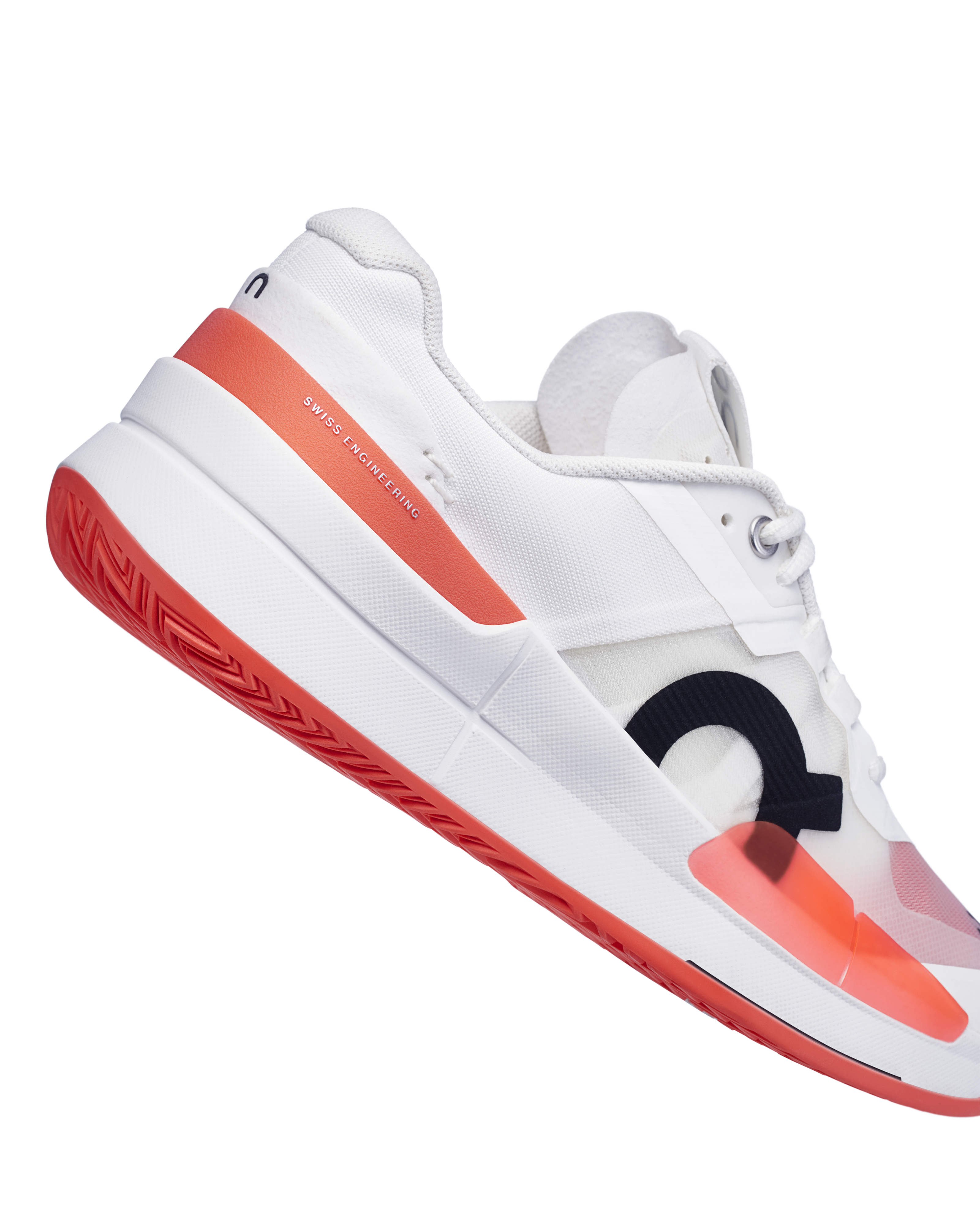 On Zapatillas THE ROGER Pro 2 para mujer, totalmente blancas.