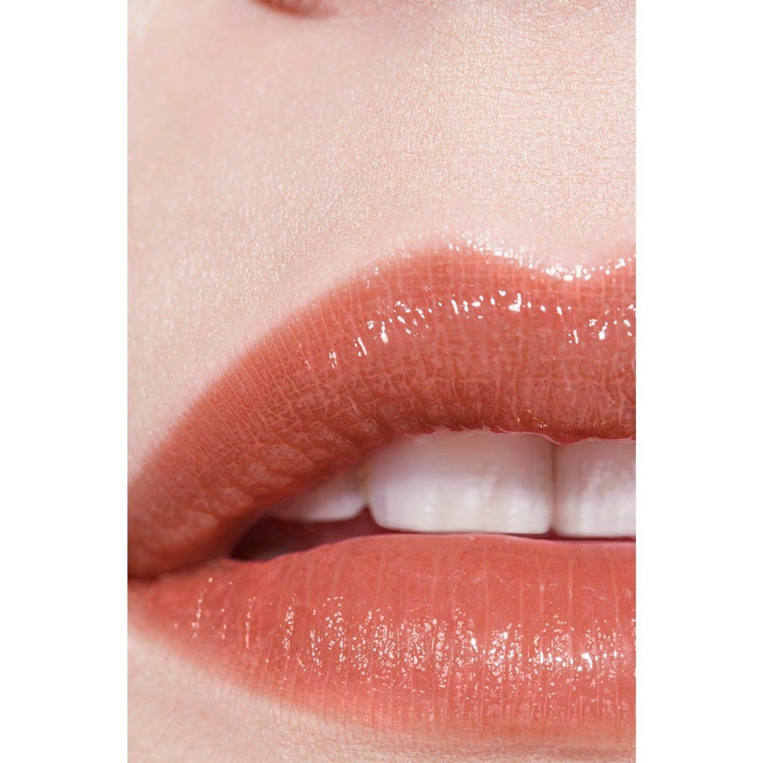 ШАНЕЛ балзам за усне ROUGE COCO BAUME - 3 г