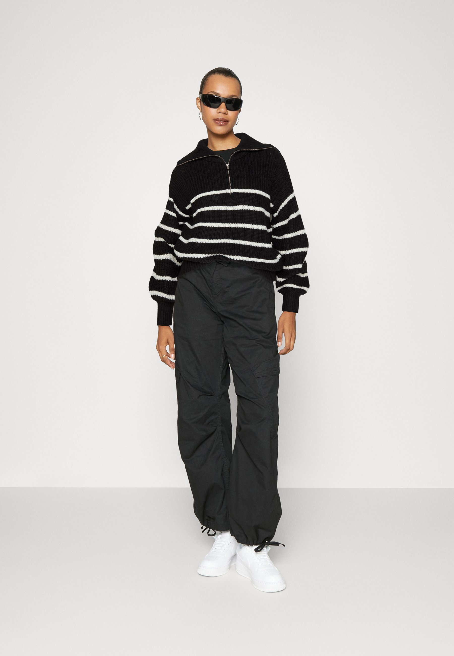 JDY JDYJUSTY Zip Neck Stripe - Trui - zwart/eierpunch