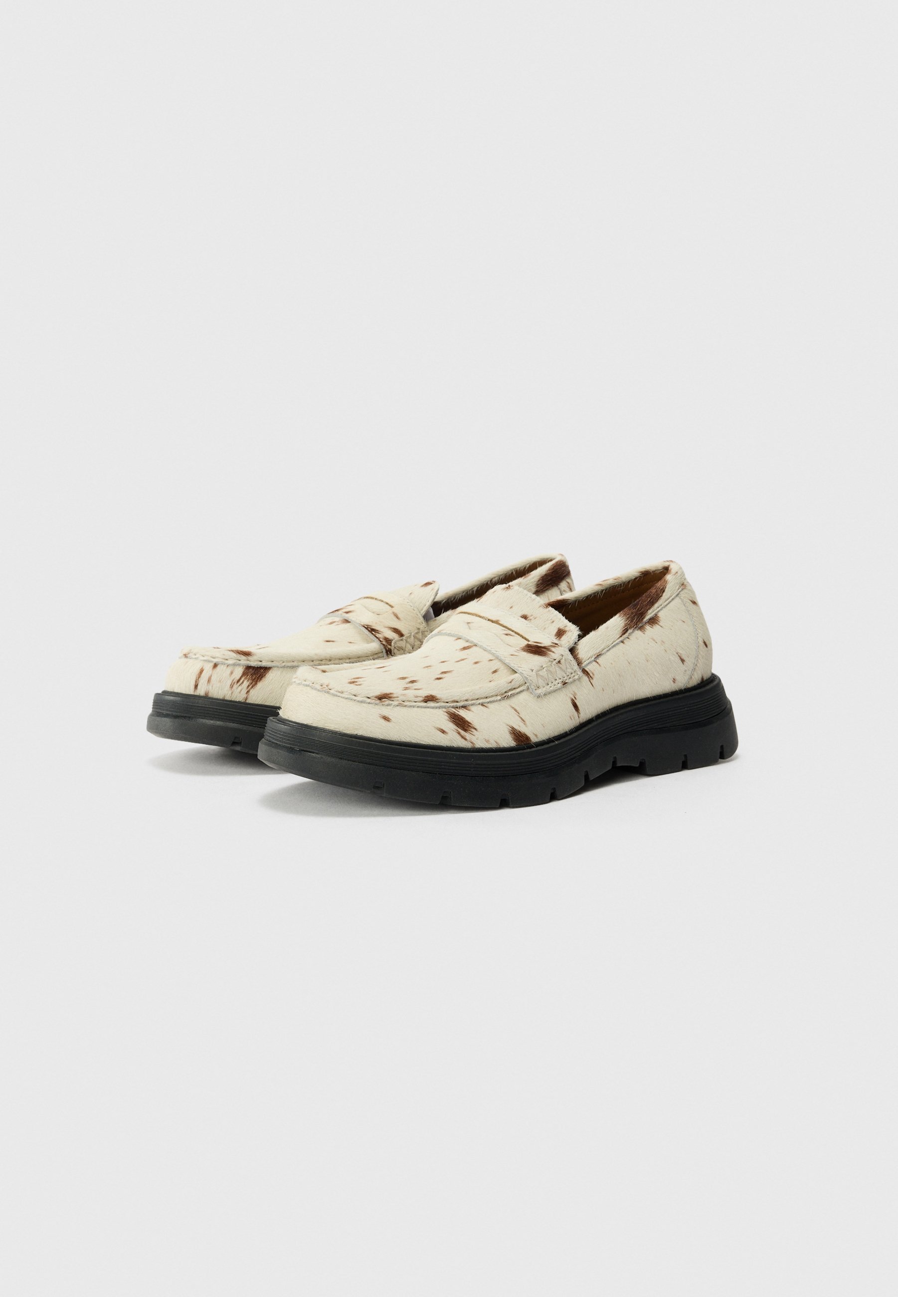 Steve Madden RAIDEN - Slip-ons - bruin/wit