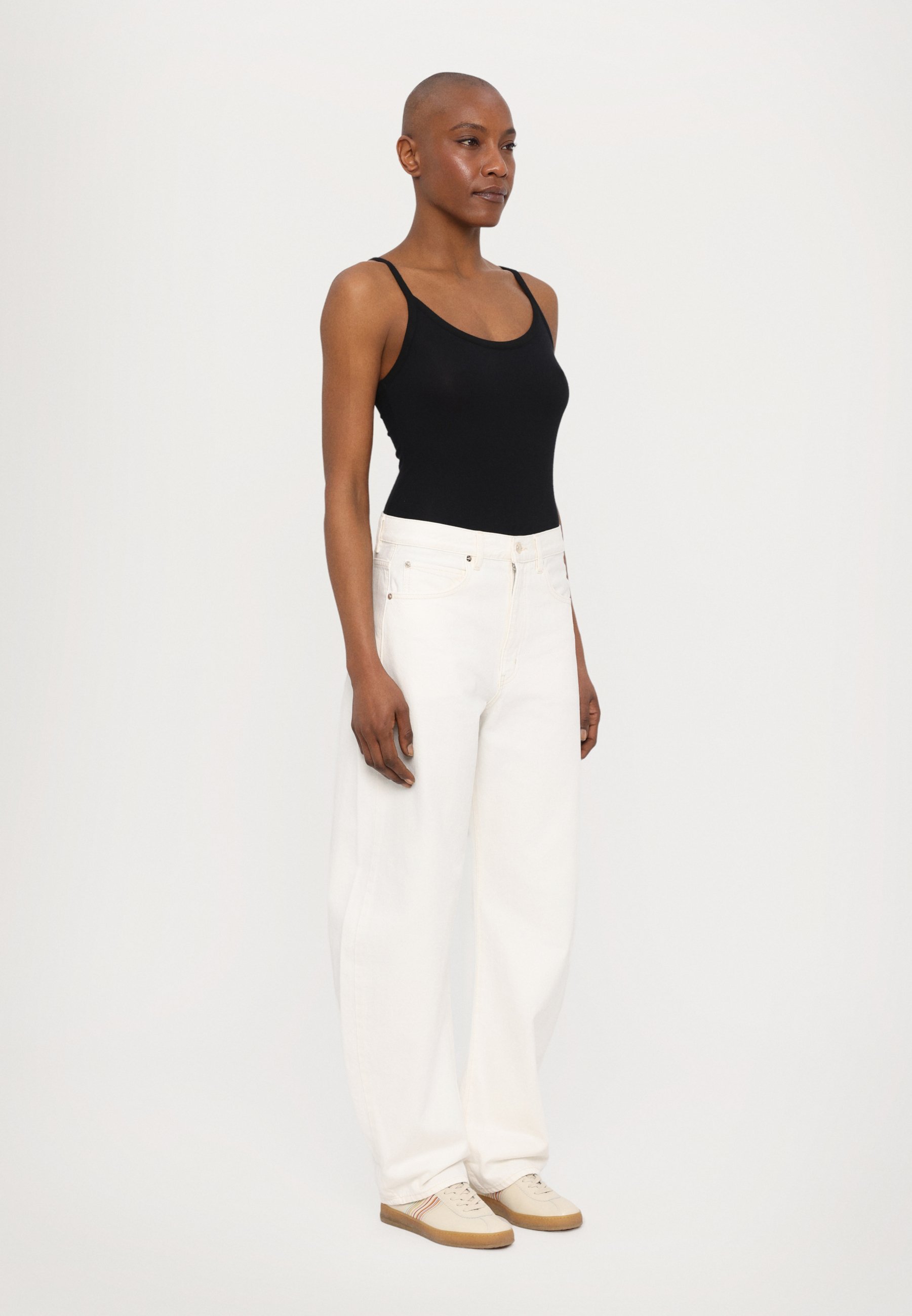 FRAME THE BUBBLE - Relaxed fit jeans - au natural clean