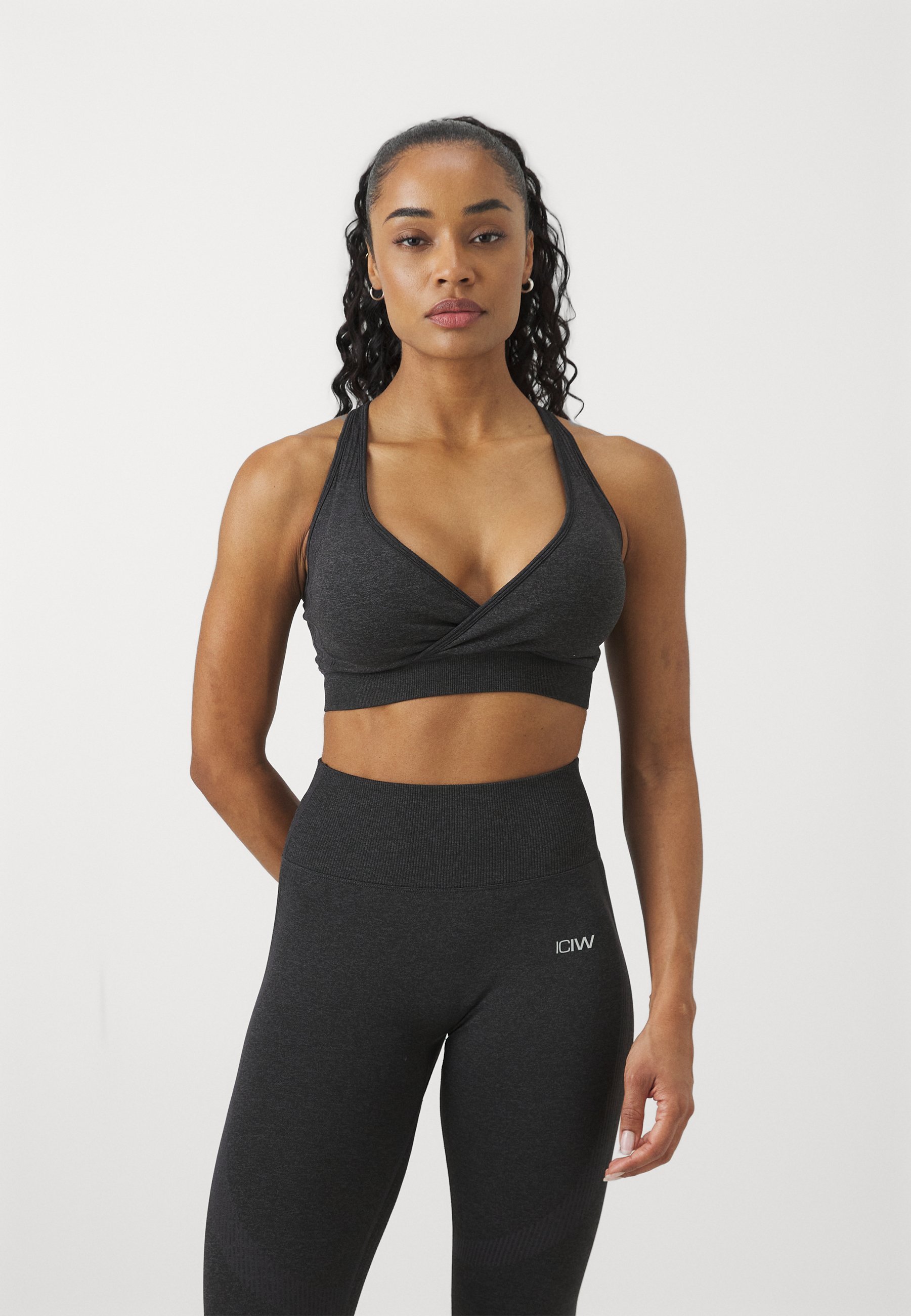 ICANIWILL MEHKI BREZŠIVNI NASTAVLJIVI NEDRČEK - Športni nedrček s srednjo oporo - grafitna melanža