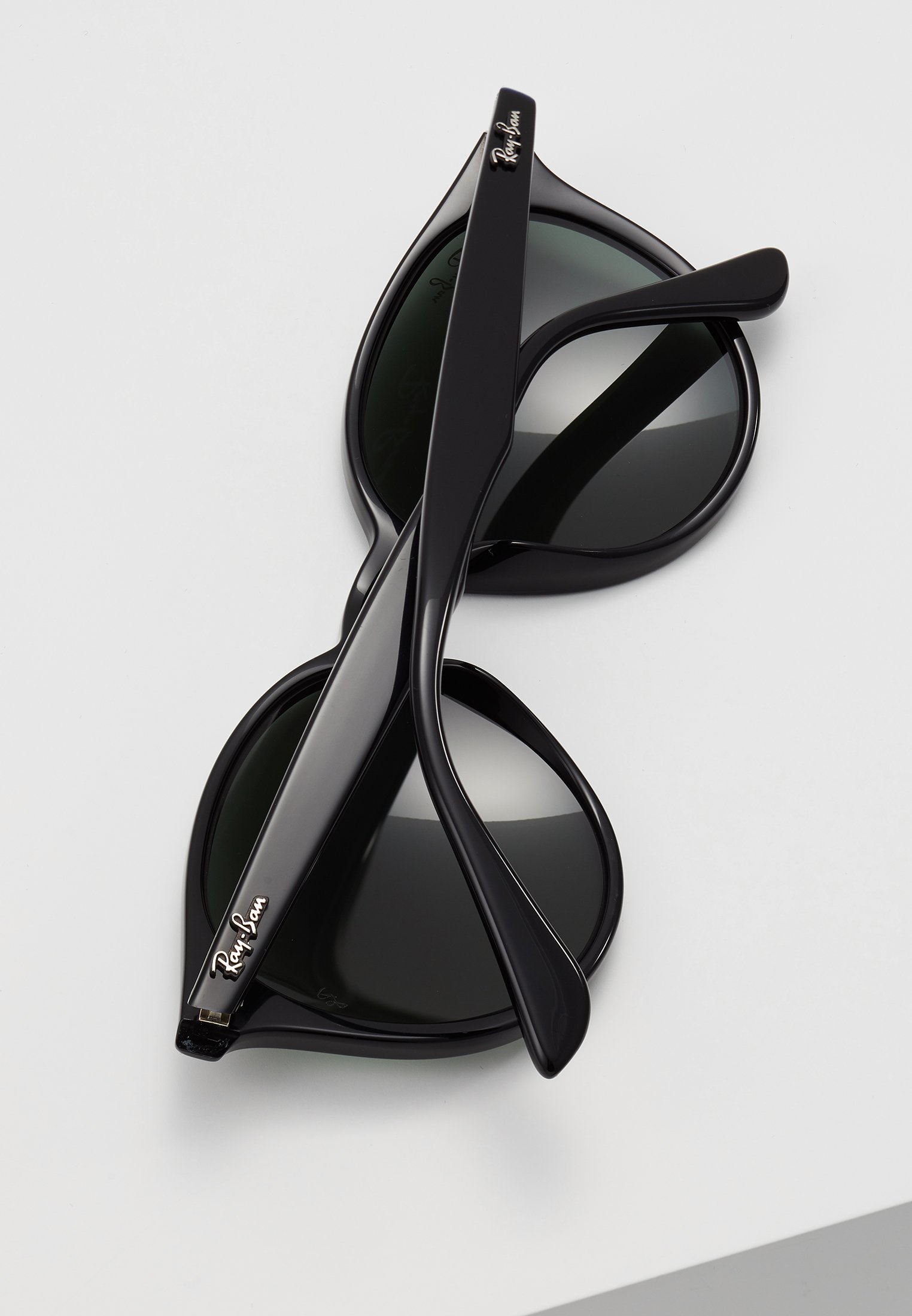 Okulary przeciwsłoneczne Ray-Ban - czarne