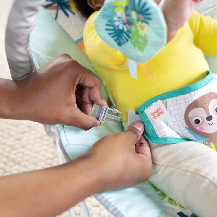 BRIGHT STARTS Wild Wonders Vibrerende Babybouncer - Afneembare Speelboog, 3-puntsgordel