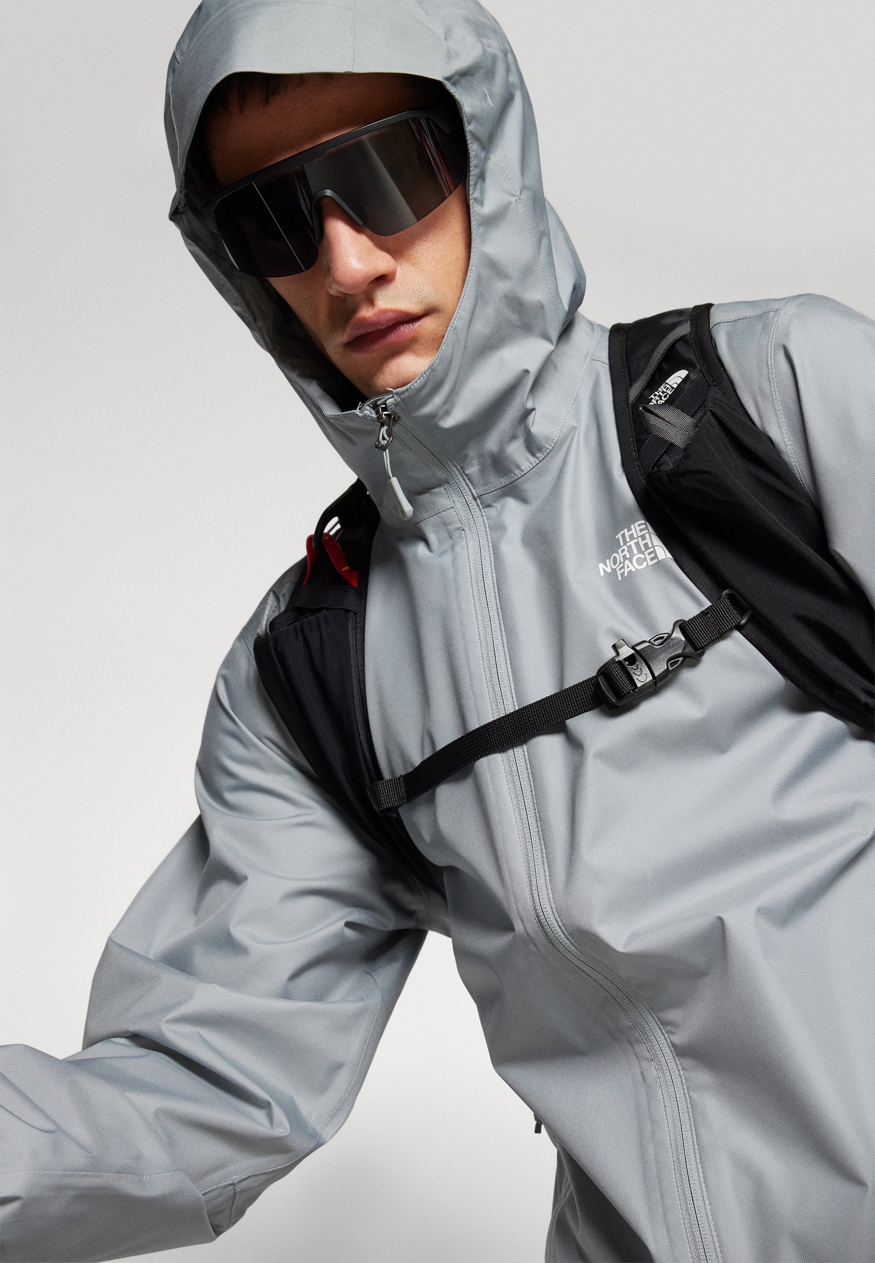The North Face QUEST JACKET - Waterdichte jas - monumentgrijs