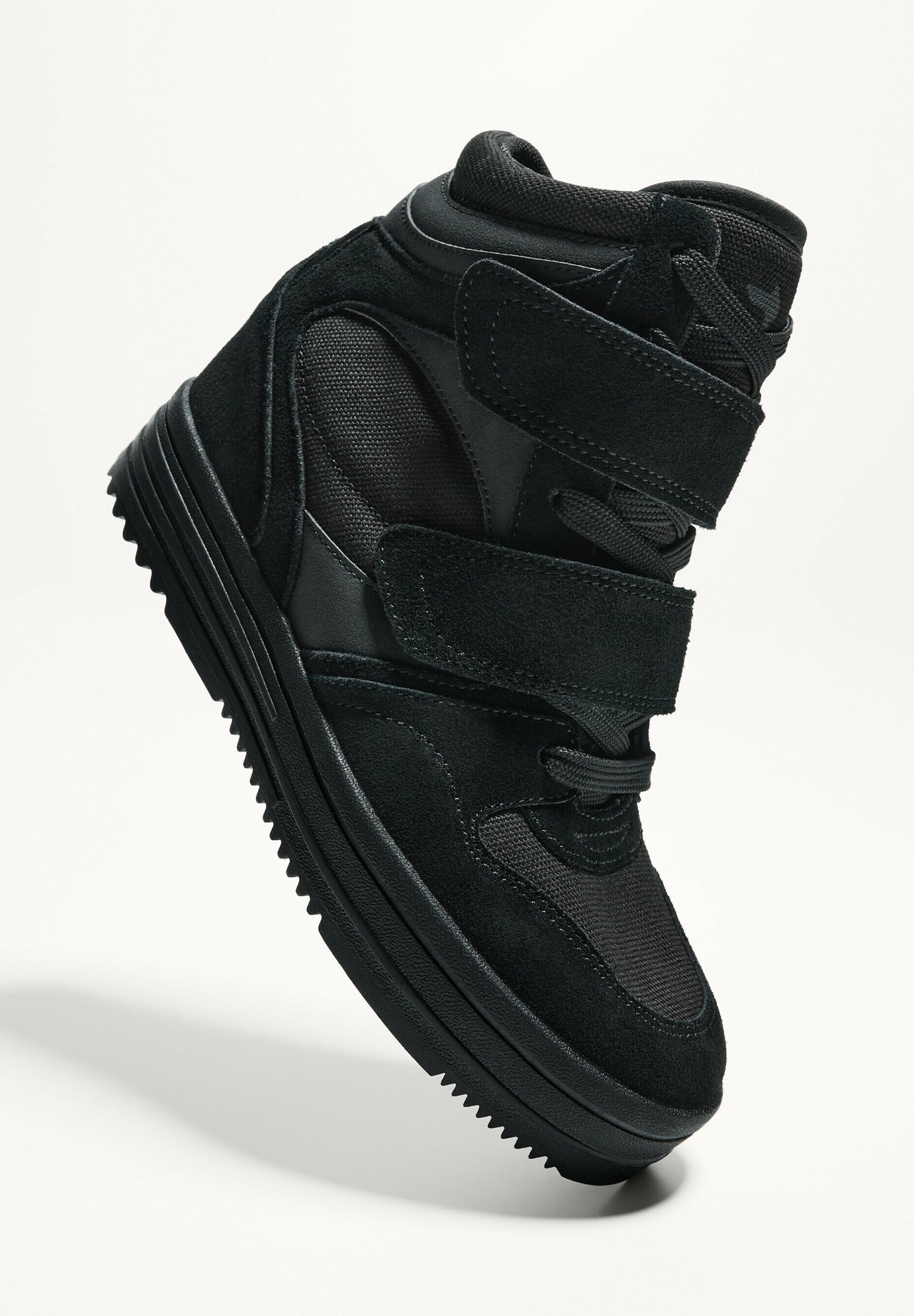 Bershka INNER - Scarpe da ginnastica alte - nere