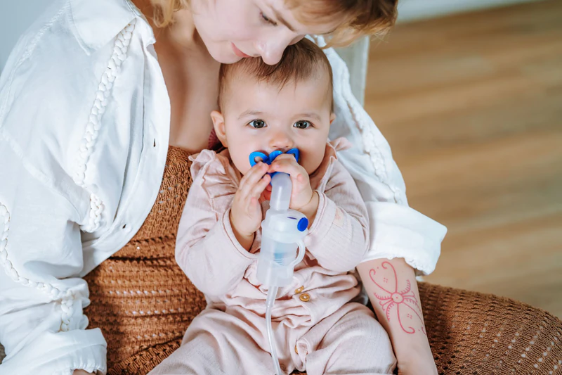 Kompresorový nebulizér Momini, zdravotnický prostředek, kompresorový inhalátor NebuBunny