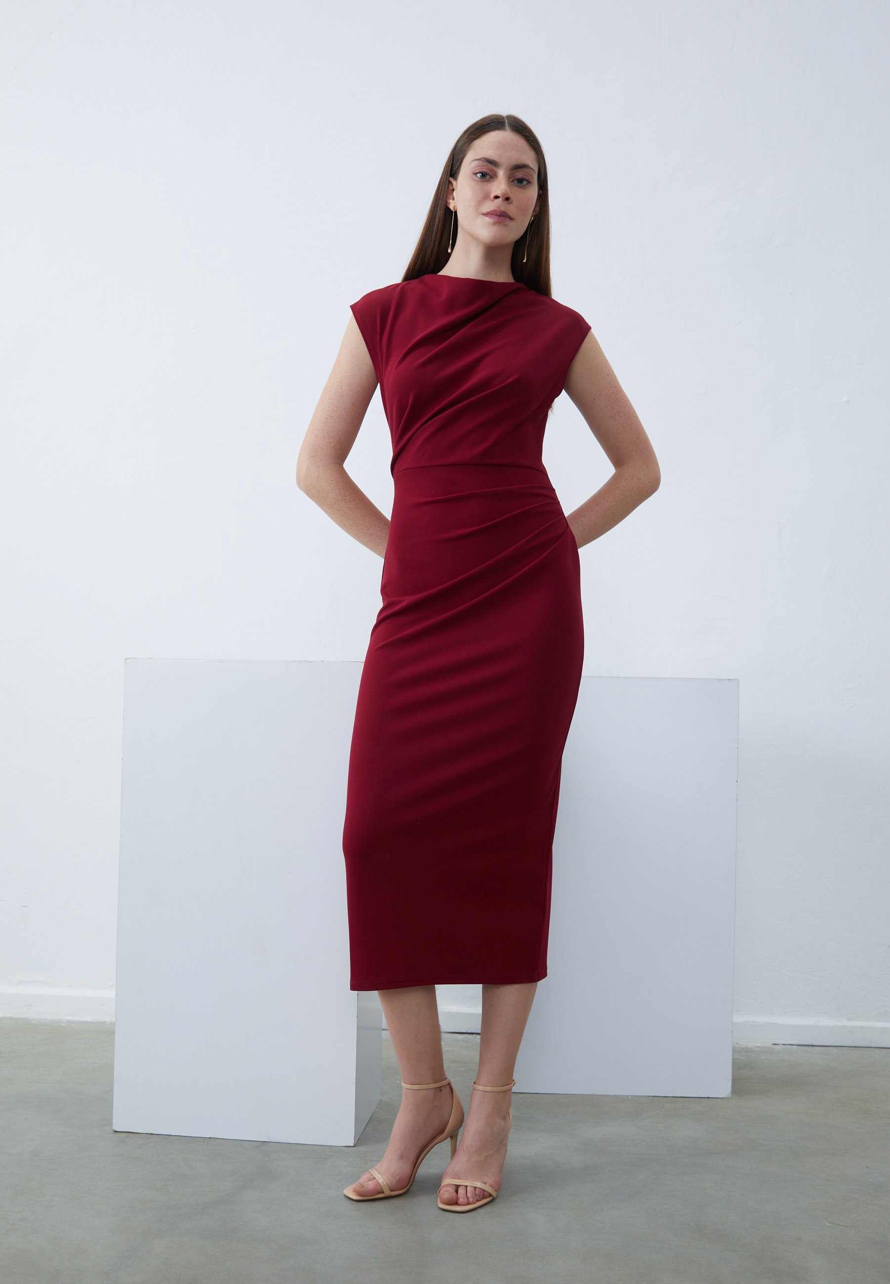 Anna Field Jerseykleid – dunkelrot