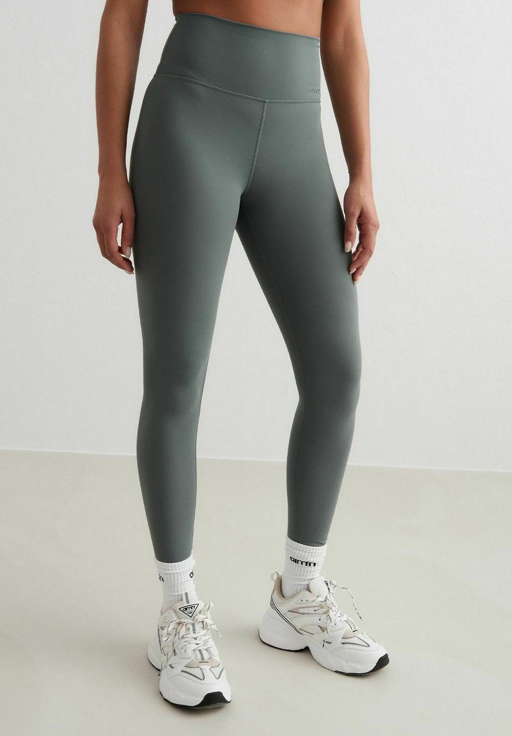 aim'n® SENSE - Leggings - salvia