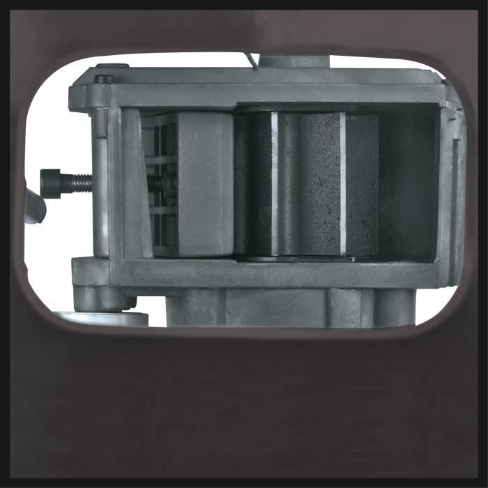 Trituradora de jardín silenciosa Einhell GC-RS 2540 (2000 W, 4000 rpm). Incluye bolsa recolectora de 50 L.