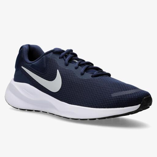Nike Revolution 7