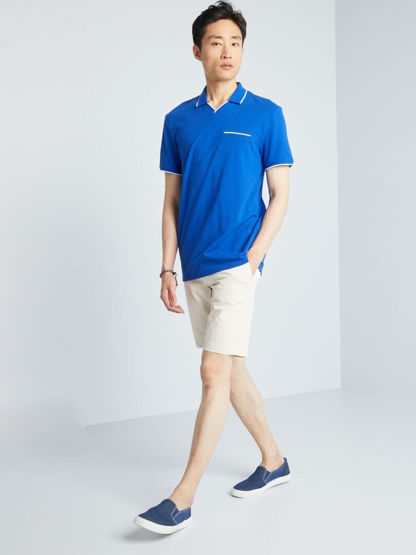 Polo shirt met V-hals van katoenpiqué - blauw