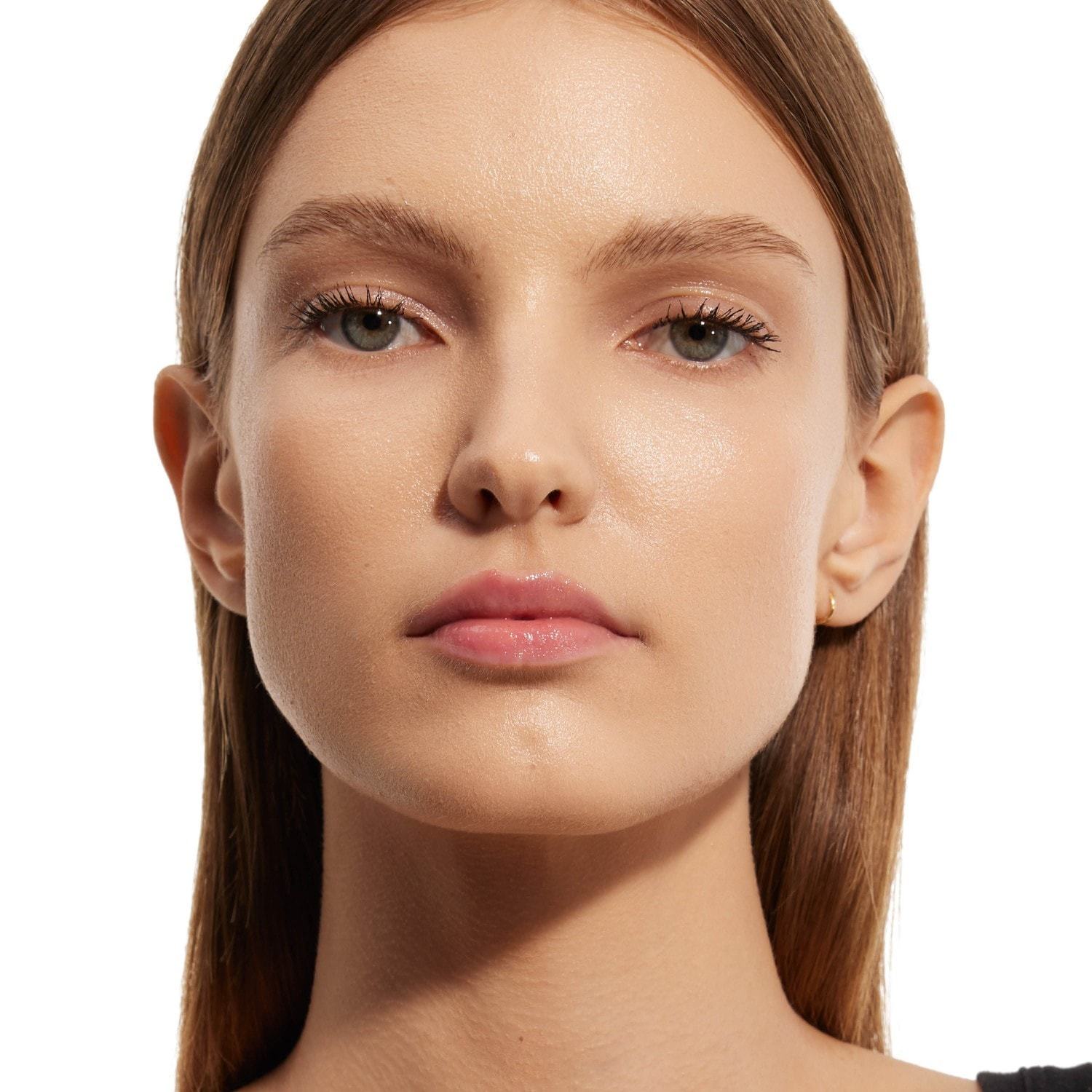 Yves Saint Laurent Foundation All Hours Glow tonālais krēms - 25 ml