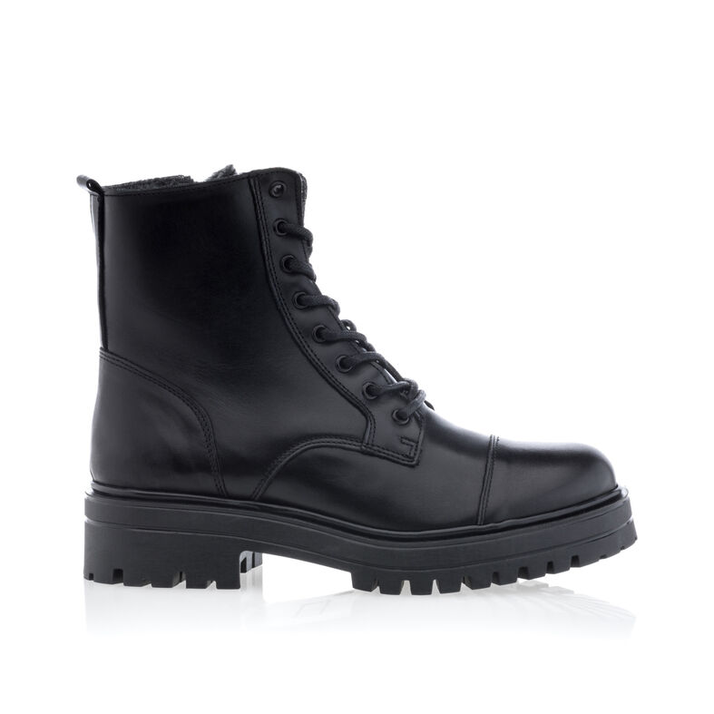  Botas negras de mujer / Botines