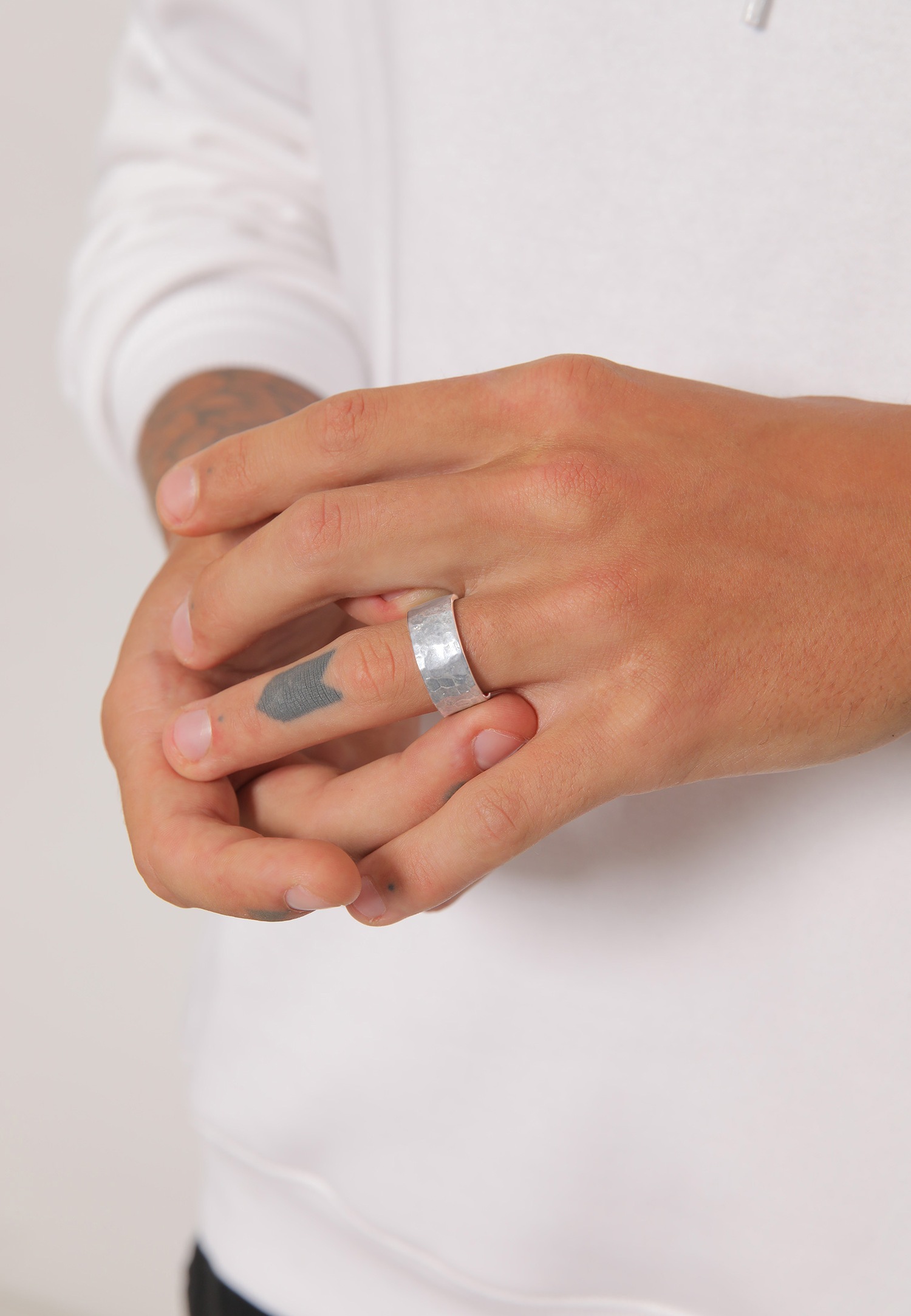 KUZZOI Bague pour homme en argent sterling 925, martelée et massive.
