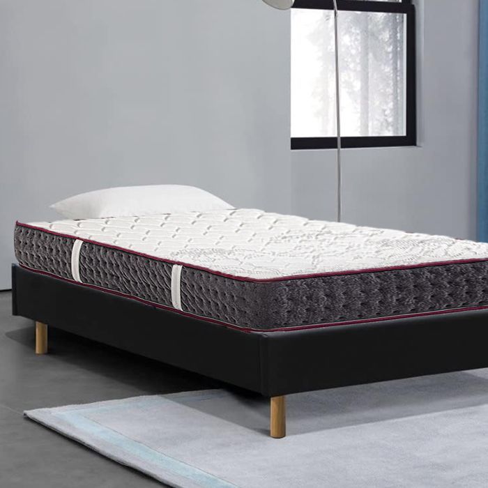 Materasso reversibile KIERA, King Size, 180x200 cm, realizzato in memory foam altamente adattabile ed ergonomico.
