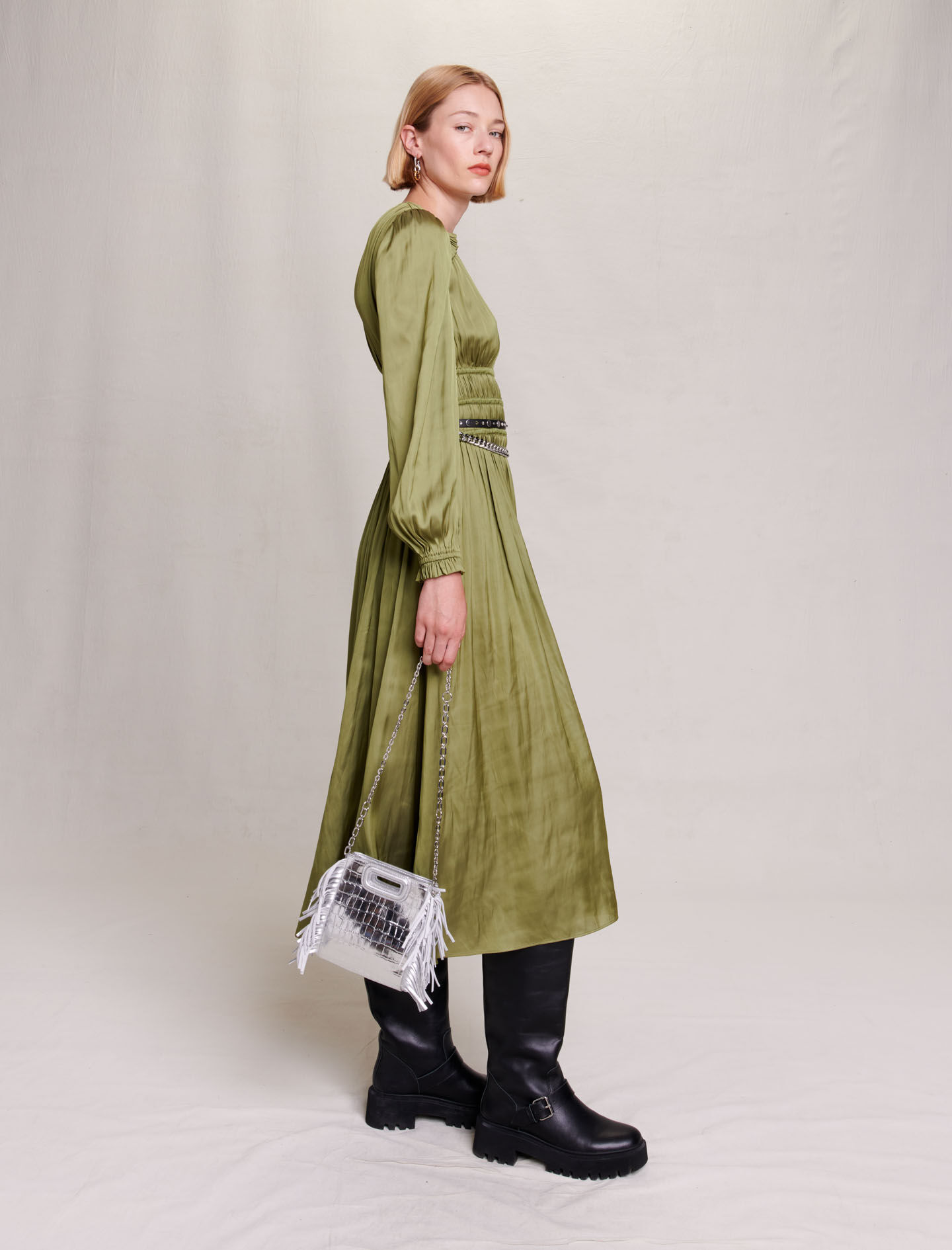 Jurk van semi-satijn met ruches - Khaki