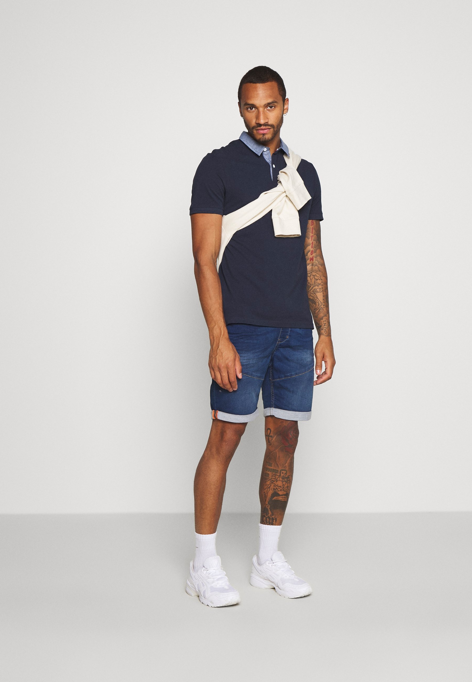 Pier One poloshirt - donkerblauw