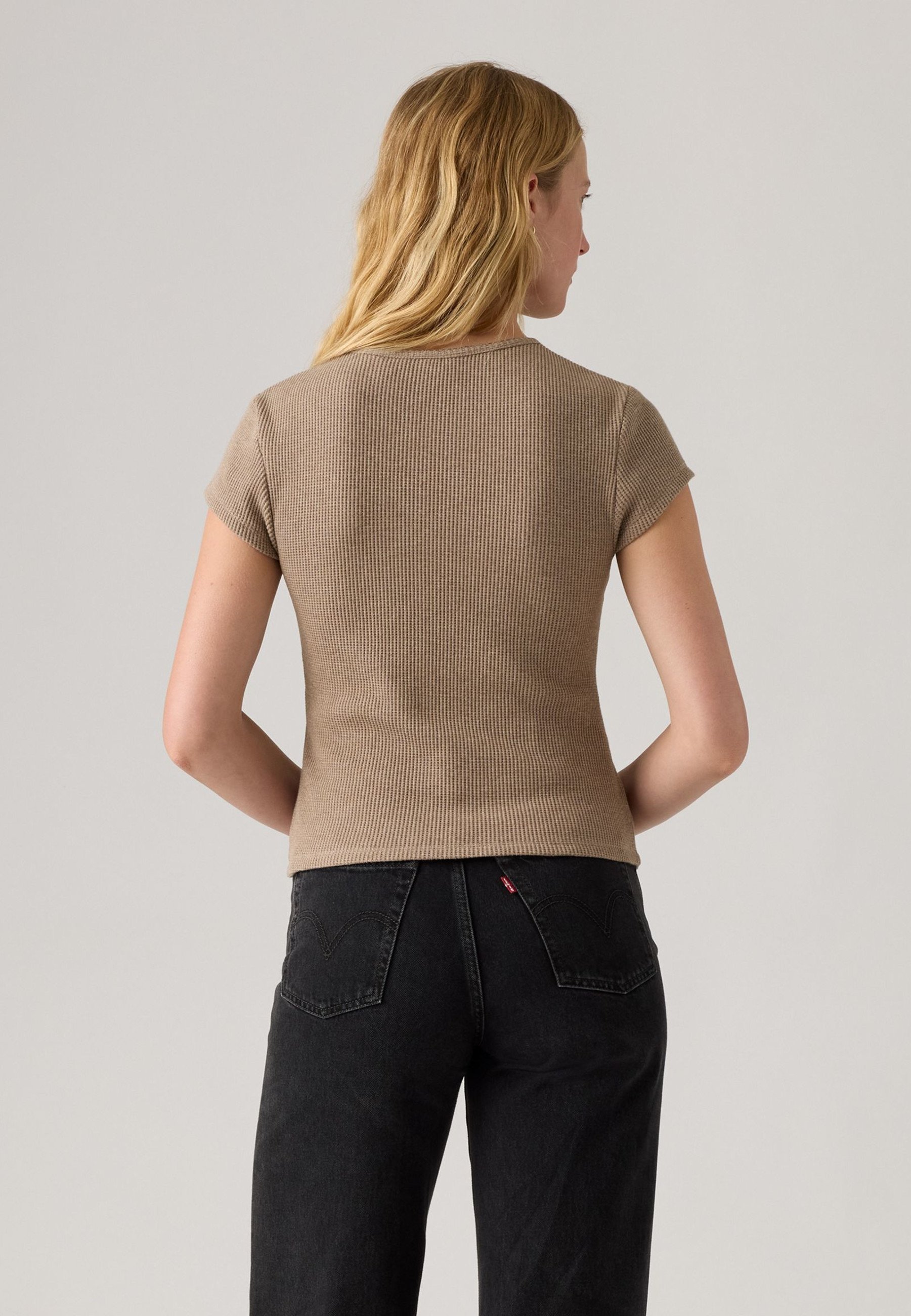 Levi's® DRY GOODS - Μπλούζα με στάμπα - μπεζ