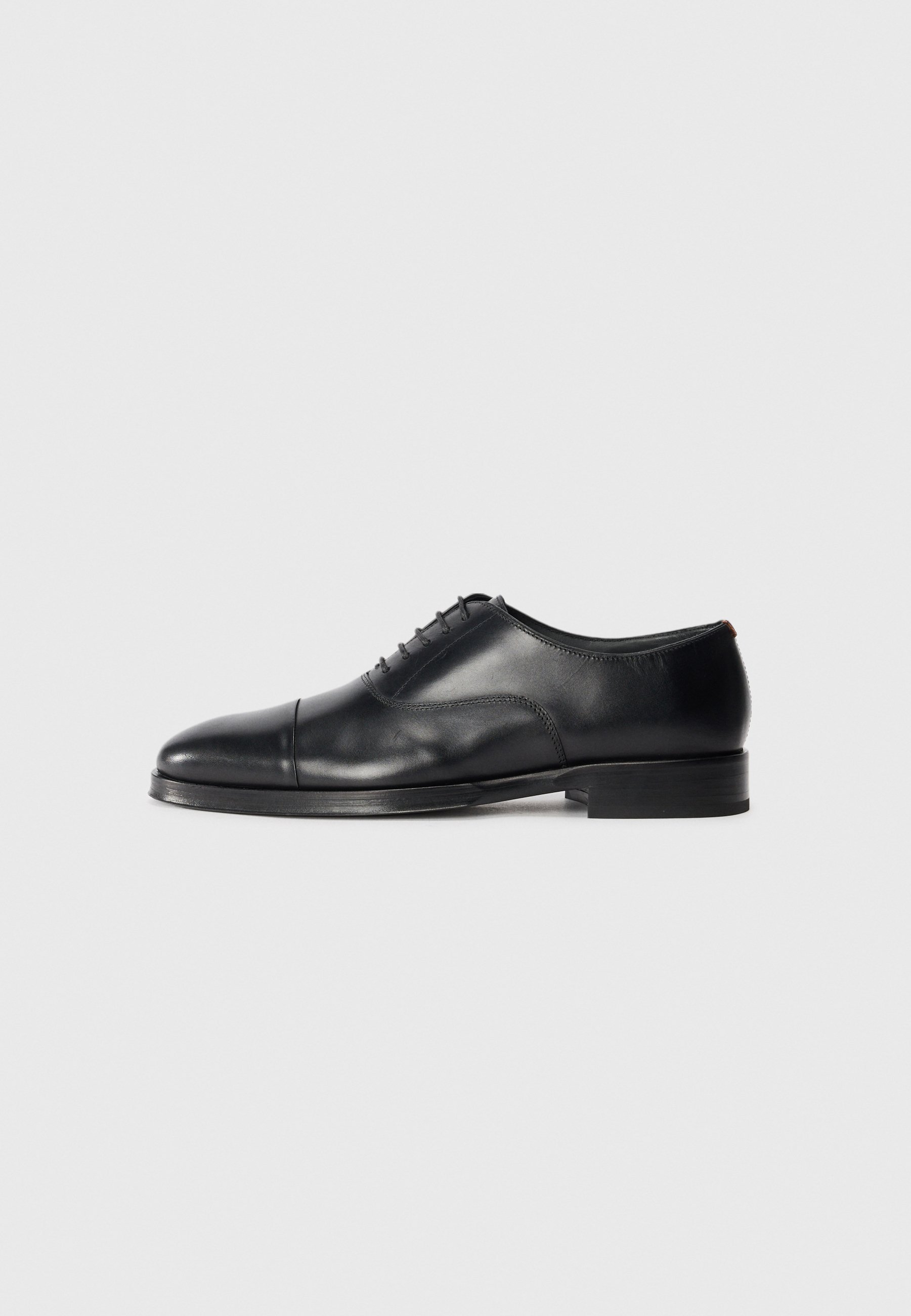 Chaussures à lacets Paul Smith - noires