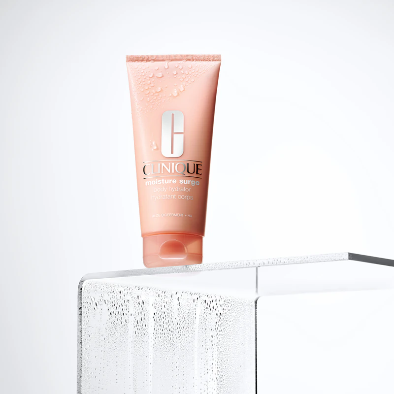 Clinique Moisture Surge™ Body Hydrator, een intens hydraterende crème voor alle huidtypen.