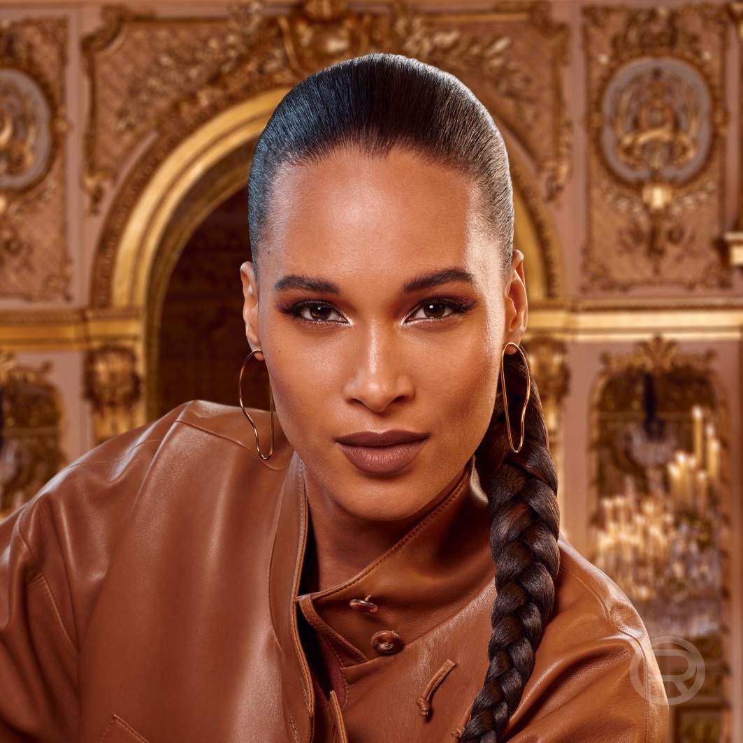 „L'Oréal Paris“ lūpų dažai „Color Riche Intense Volume Mat Nude“ – 1,8 g
