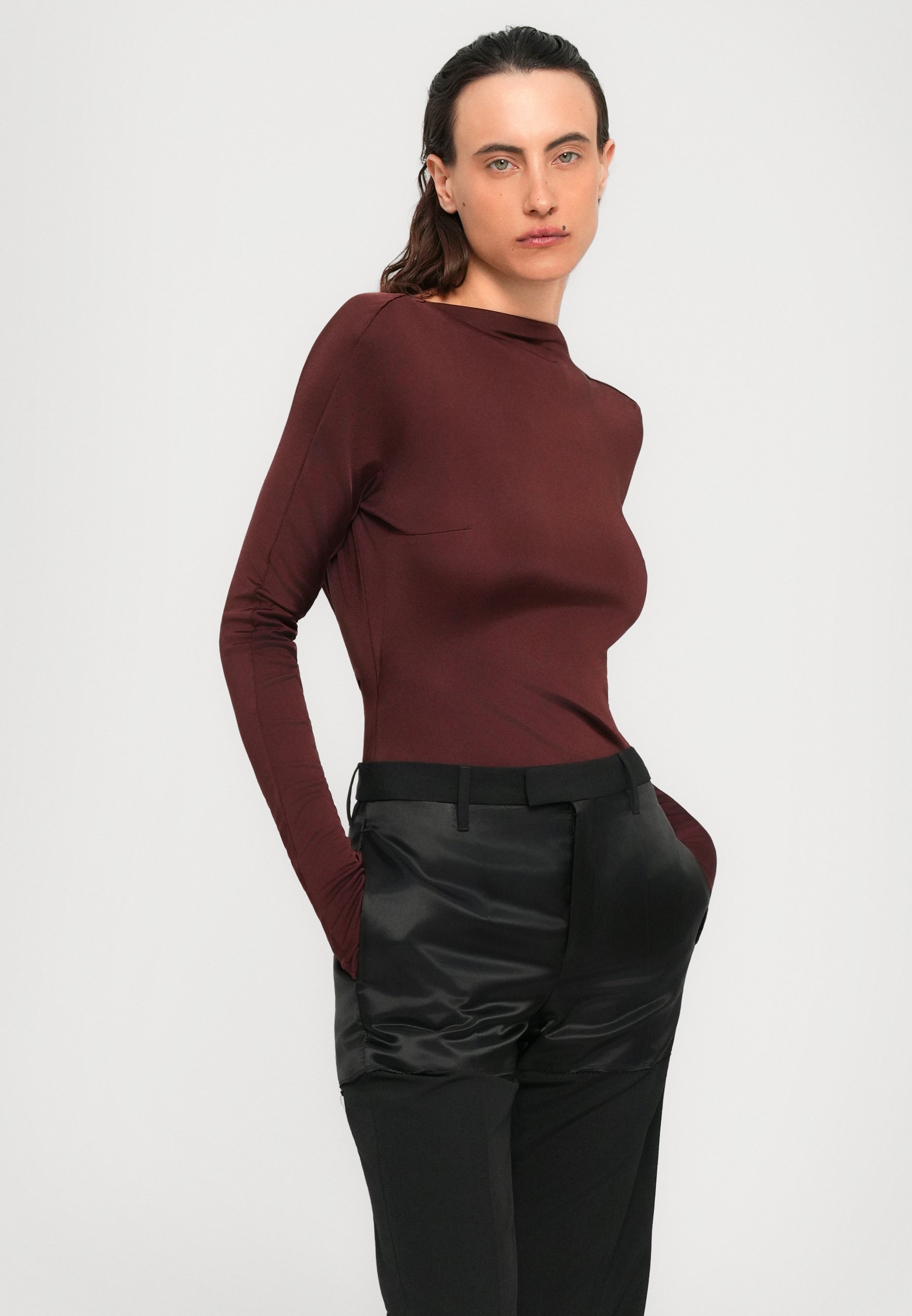 David Koma Langarmshirt mit offenem Rücken – bordeauxrot