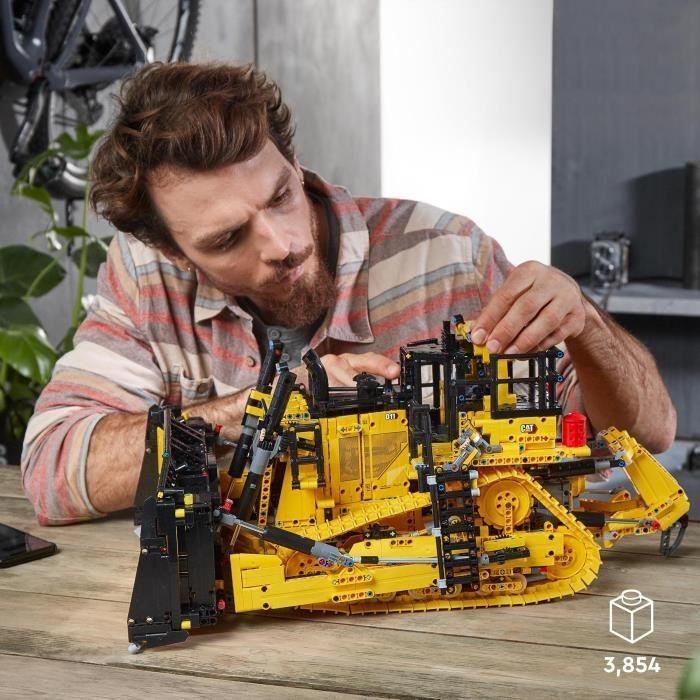 LEGO® 42131 Technic Bulldozer D11 Cat Véhicule de Chantier Télécommandé Interactif pour Adultes avec Application